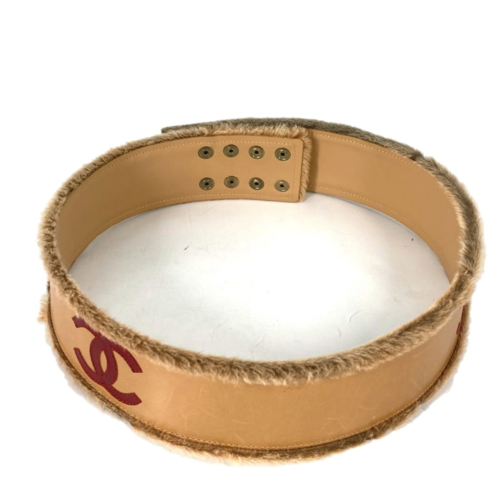 Standard Belt Leather: Standard Belt Leather Beige Standard Belt Leather for Women, Total Length 35.0inch / 89cm and Band Width 2.6inch / 6.5cm. This standard belt features high-quality leather material in a classic beige
