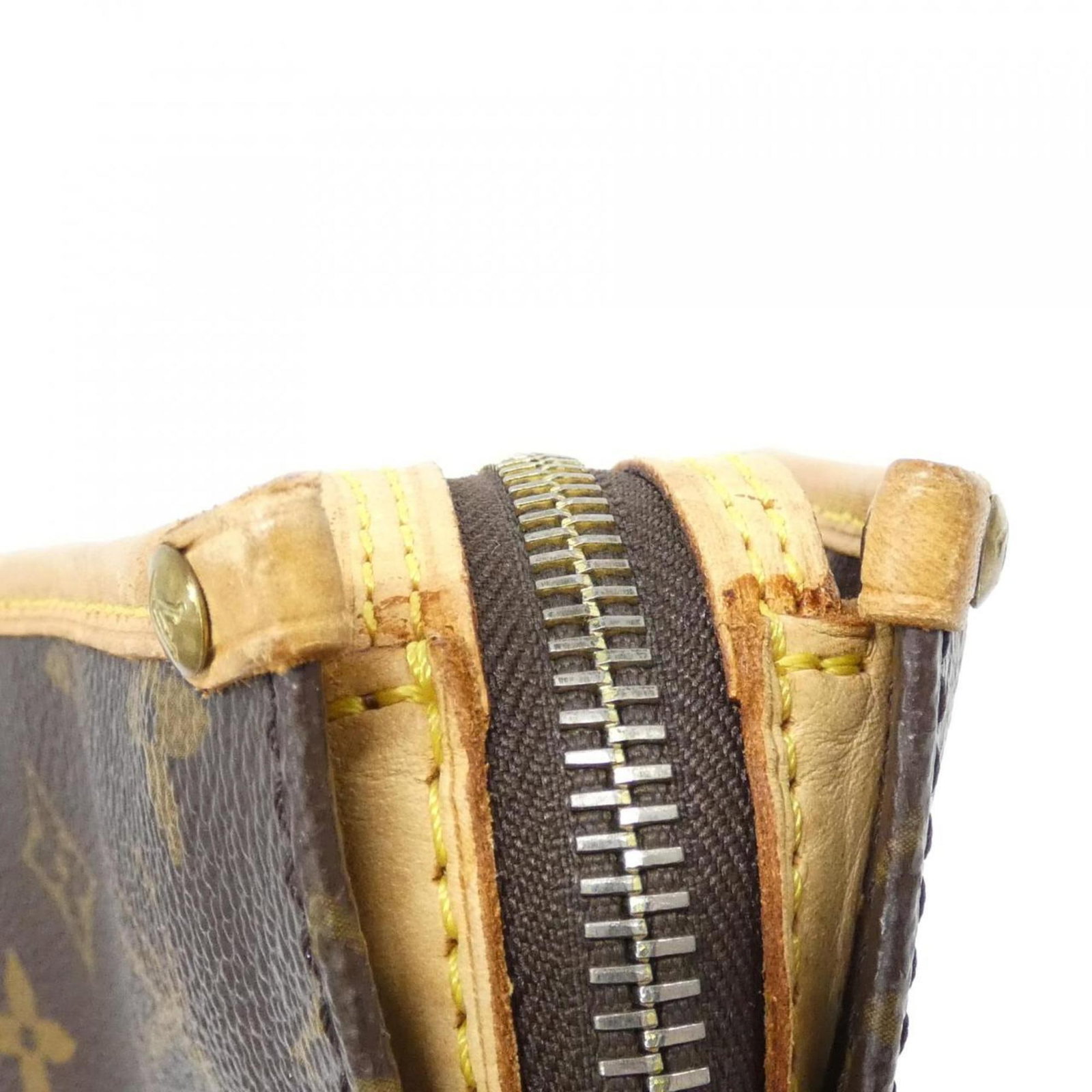 Canvas Coated Louis Vuitton Handbag - 3