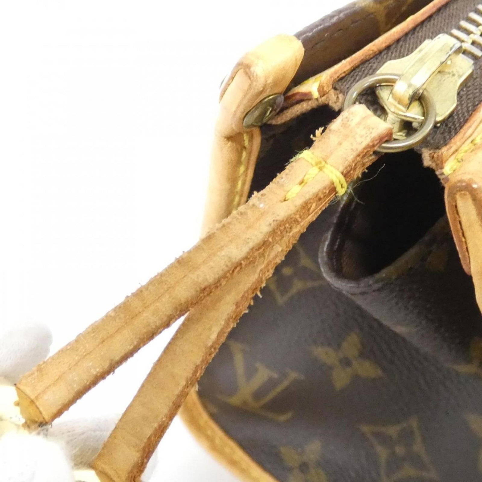 Canvas Coated Louis Vuitton Handbag - 5