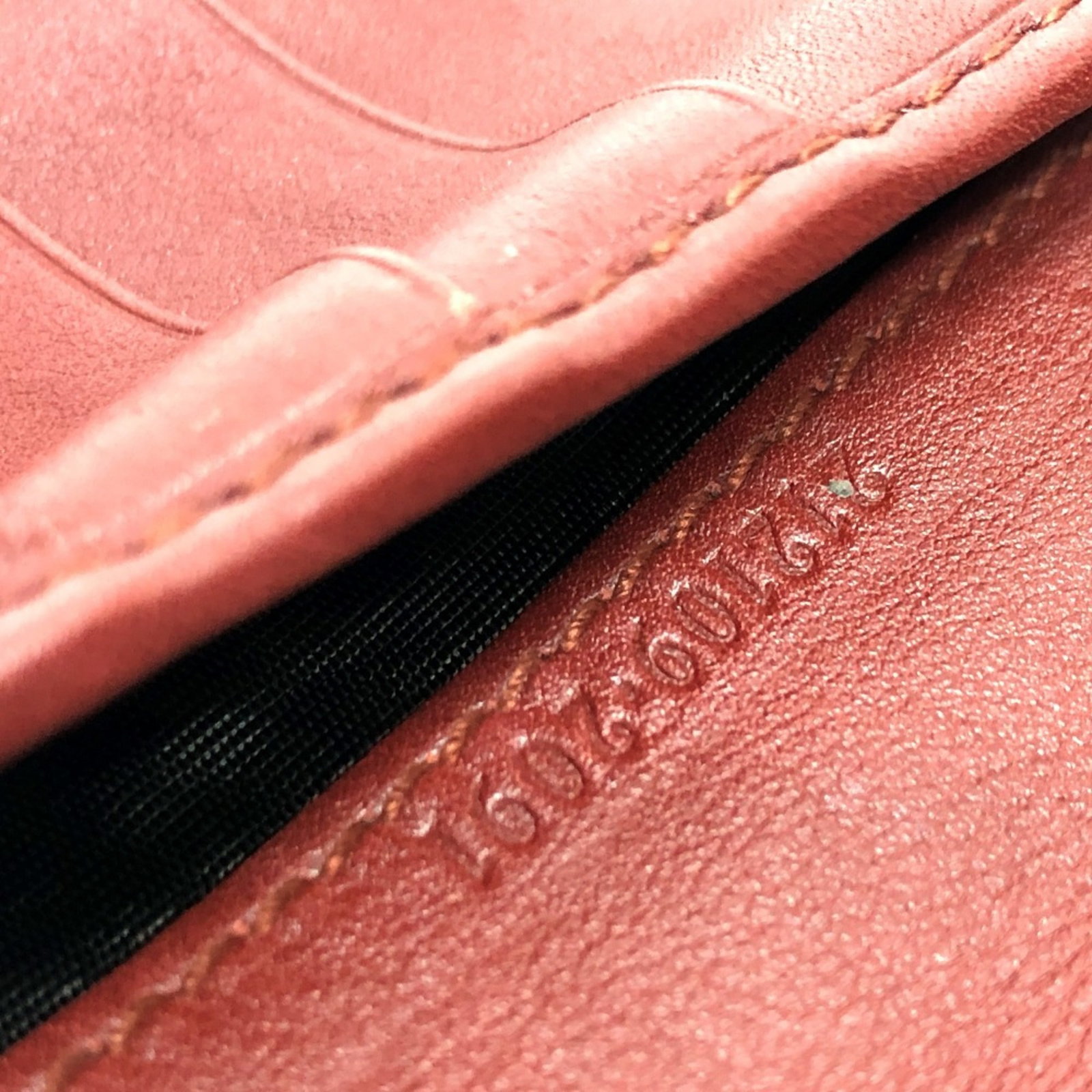 Long Wallet Bi Fold Gg Leather - 11
