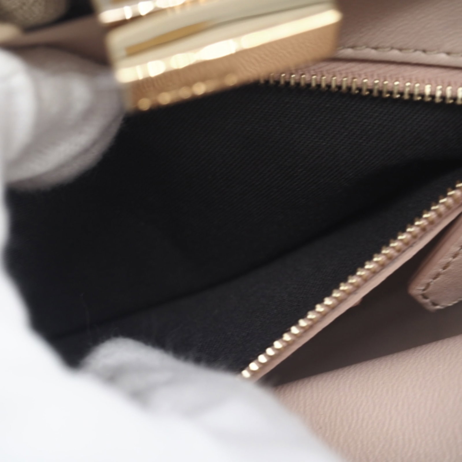 Fendi Handbag Leather - 12