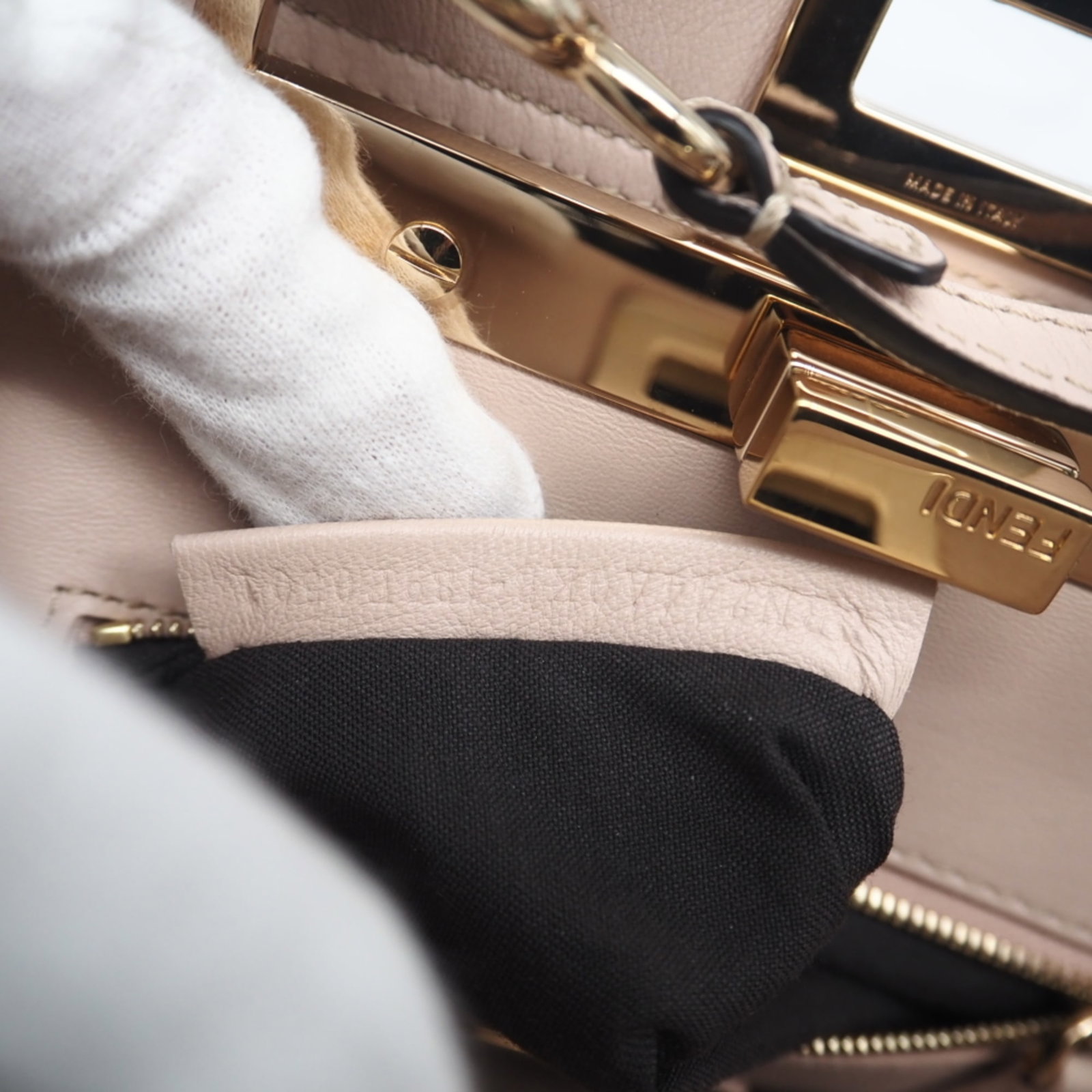 Fendi Handbag Leather - 14