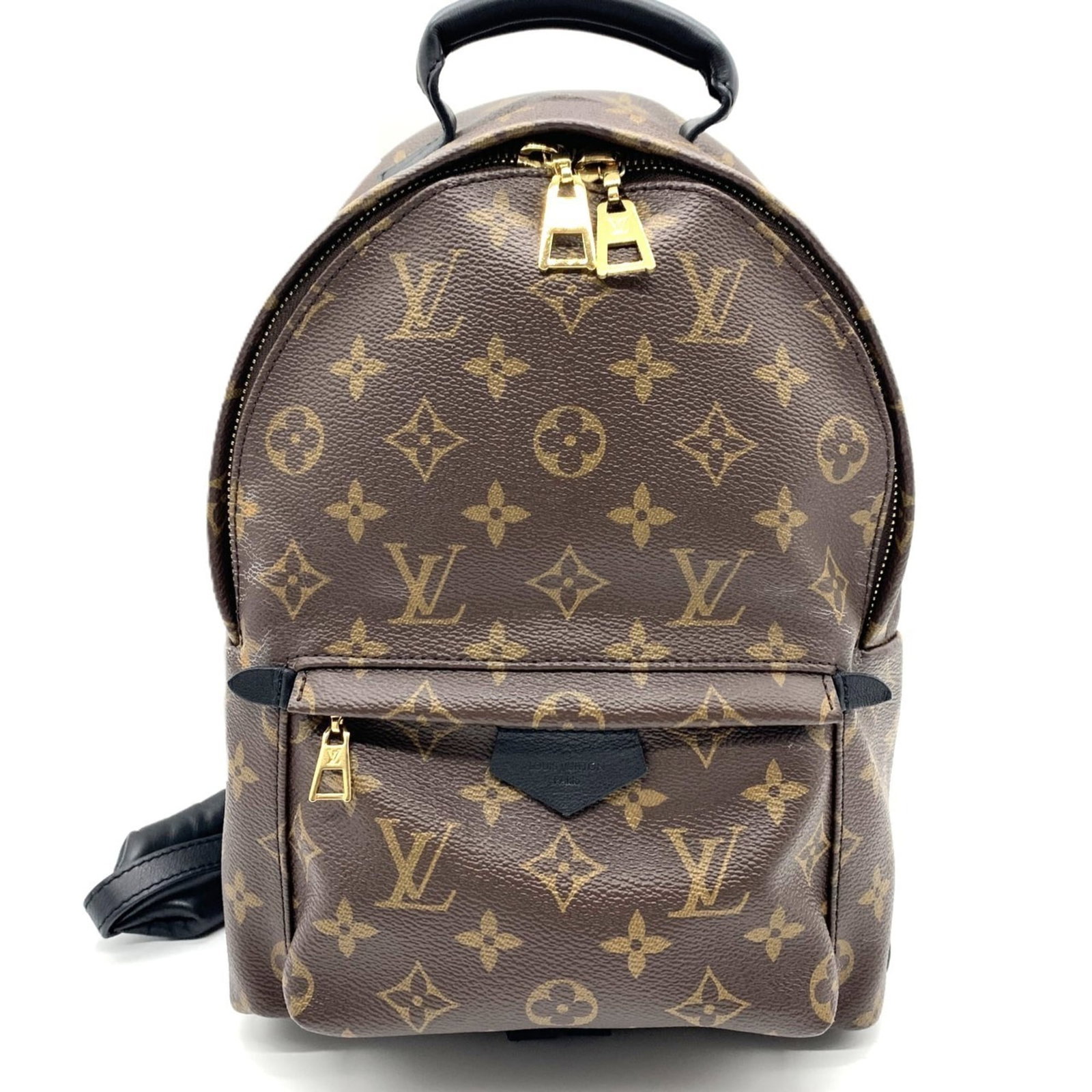Louis Vuitton Backpack Monogram: Louis Vuitton Backpack Monogram Monogrammed with iconic Louis Vuitton style, this backpack boasts the signature M41560 monogram pattern. Made from high-quality materials, its sleek design and compact 