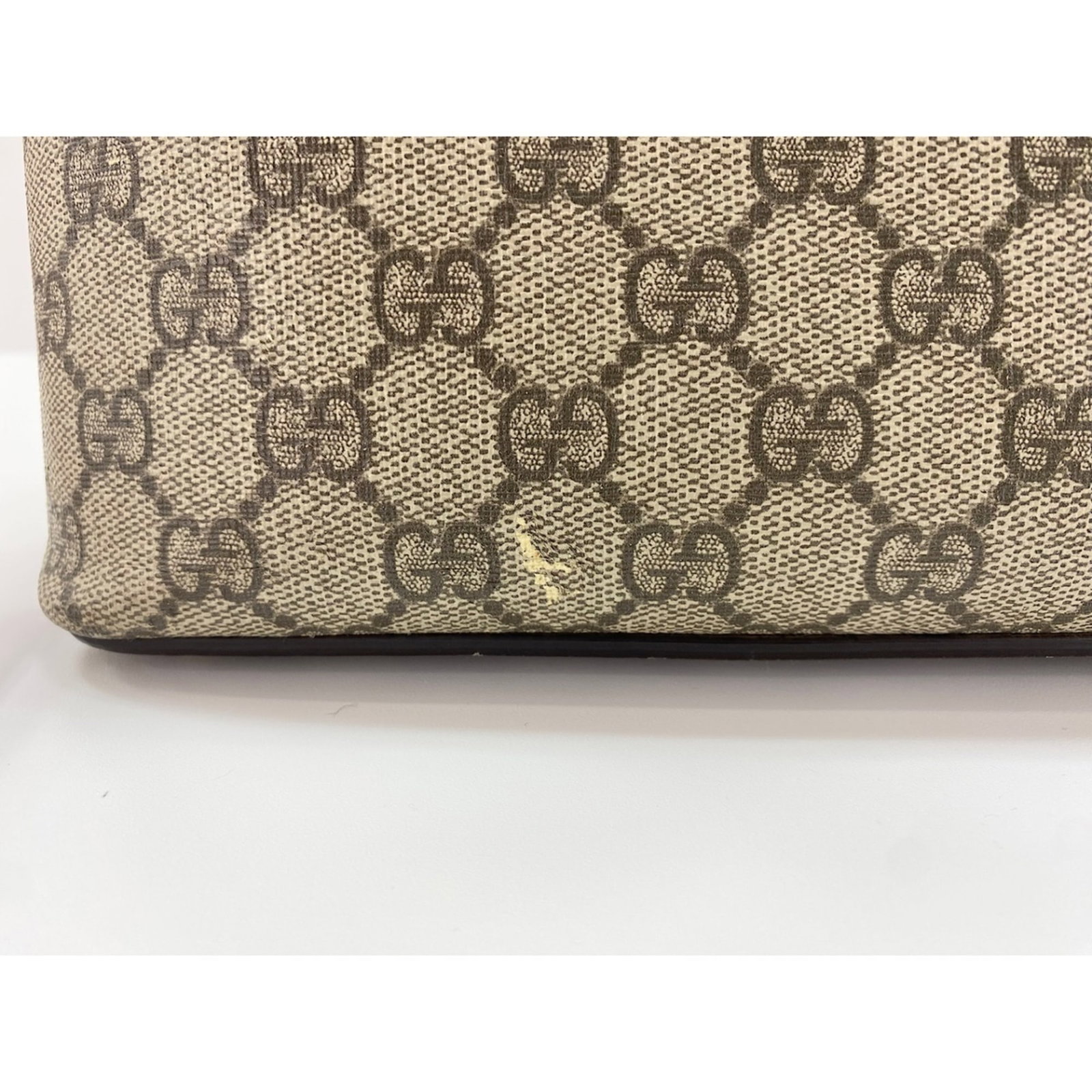 Handbag by Gucci - 13