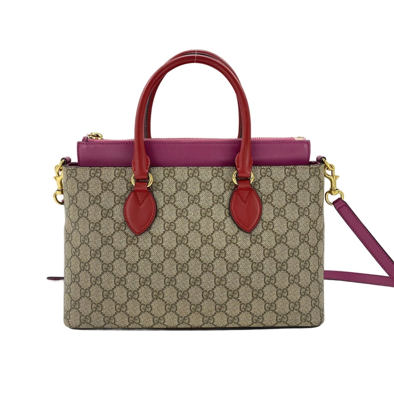 Handbag by Gucci: Handbag by Gucci Pink Gucci handbag with dimensions 24cm x 33cm x 12cm, featuring a signature on the body. This stylish bag boasts its distinctive pink color and classic design, making it a unique