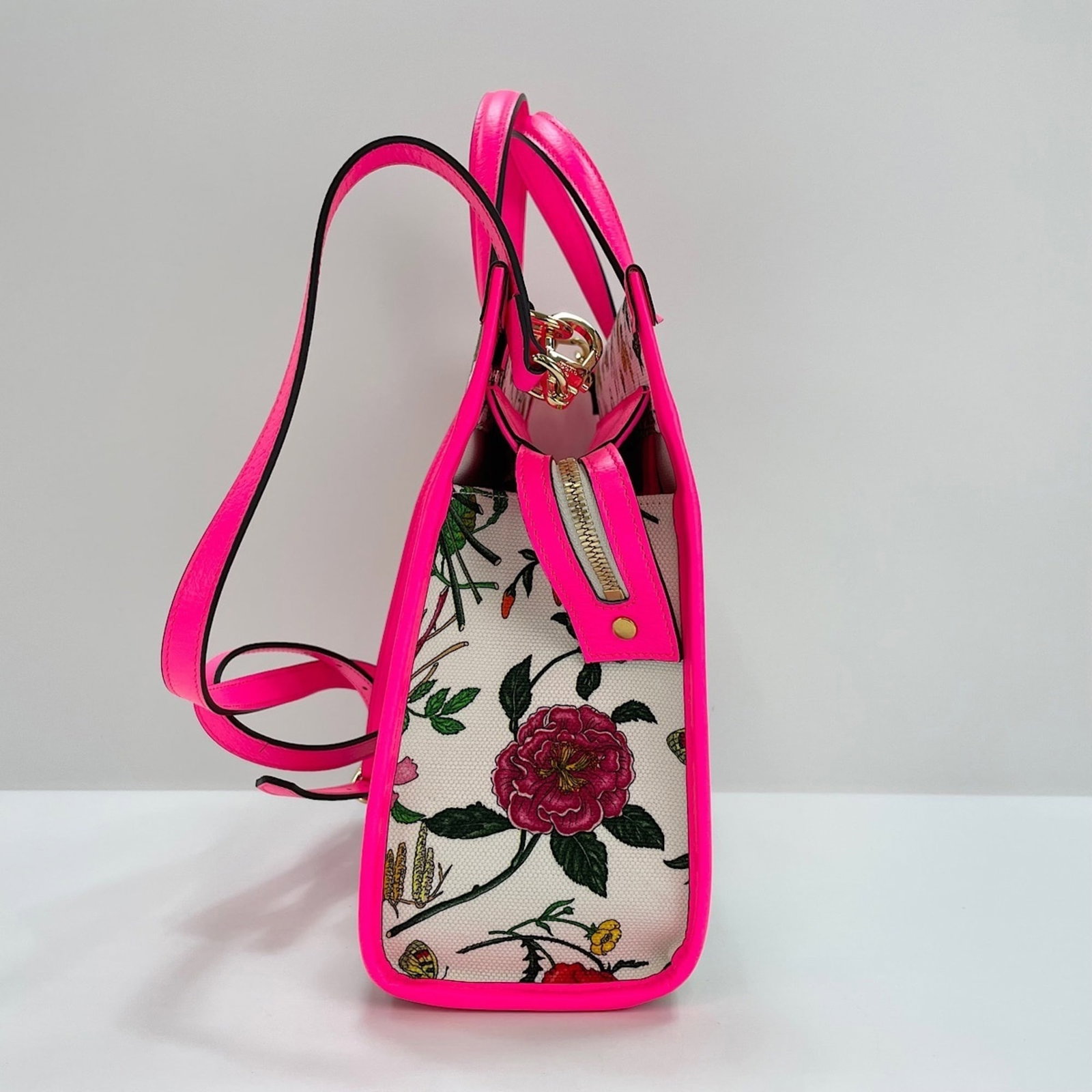 Handbag by Gucci - 5