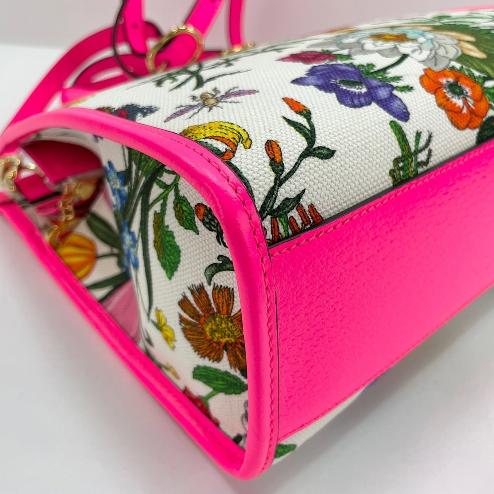 Handbag by Gucci - 8