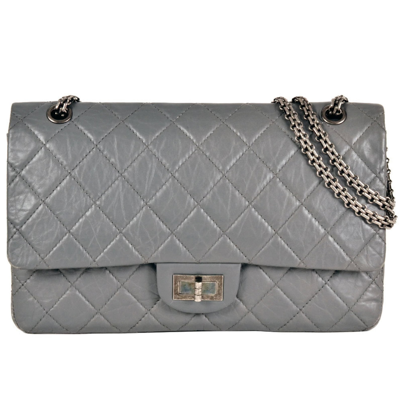 Shoulder Bag Leather Chanel: Shoulder Bag Leather Chanel The shoulder bag features high-quality leather construction in a timeless gray color. A sturdy box and dust bag are included for added protection, making it easy to store