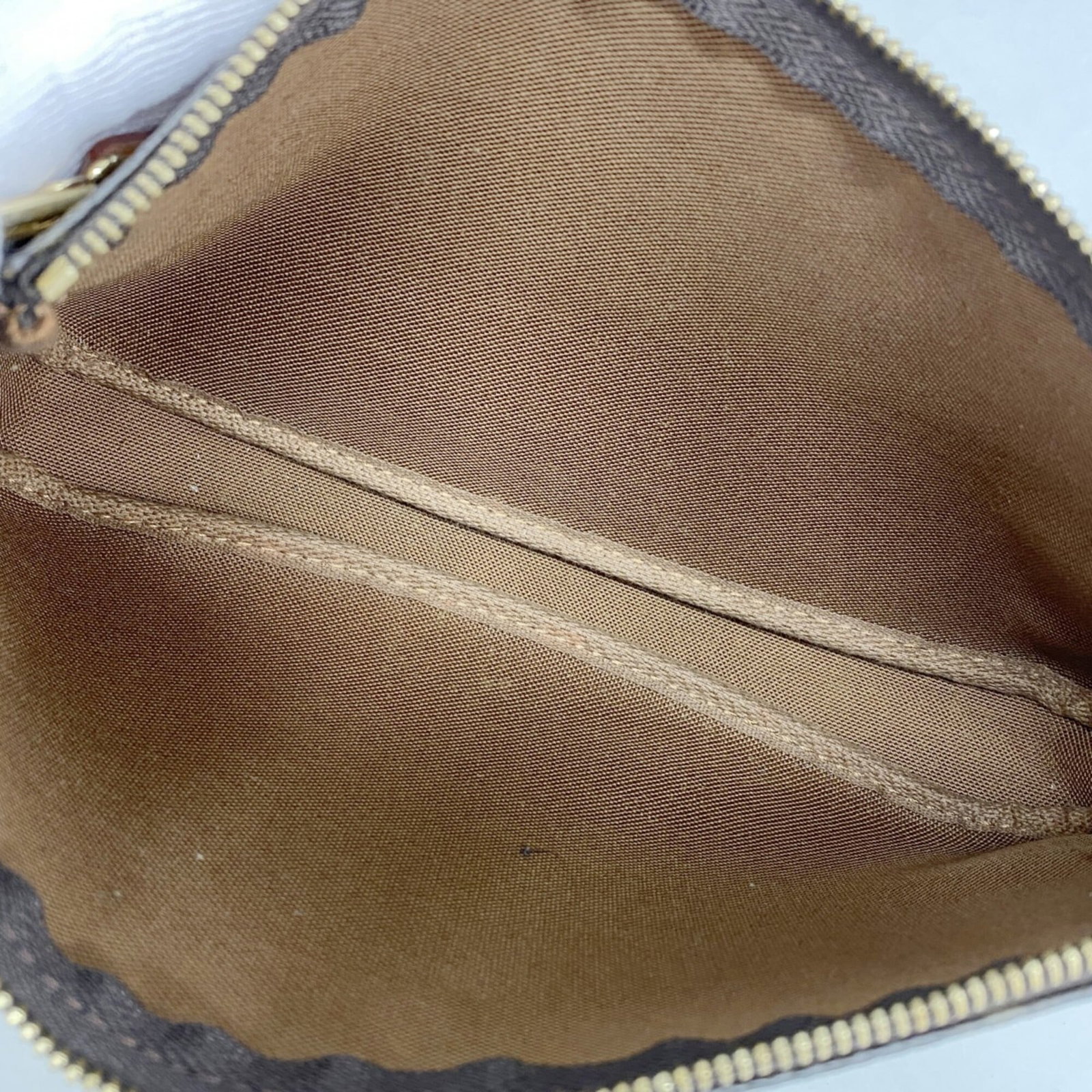 Vuitton Pouch Louis - 4