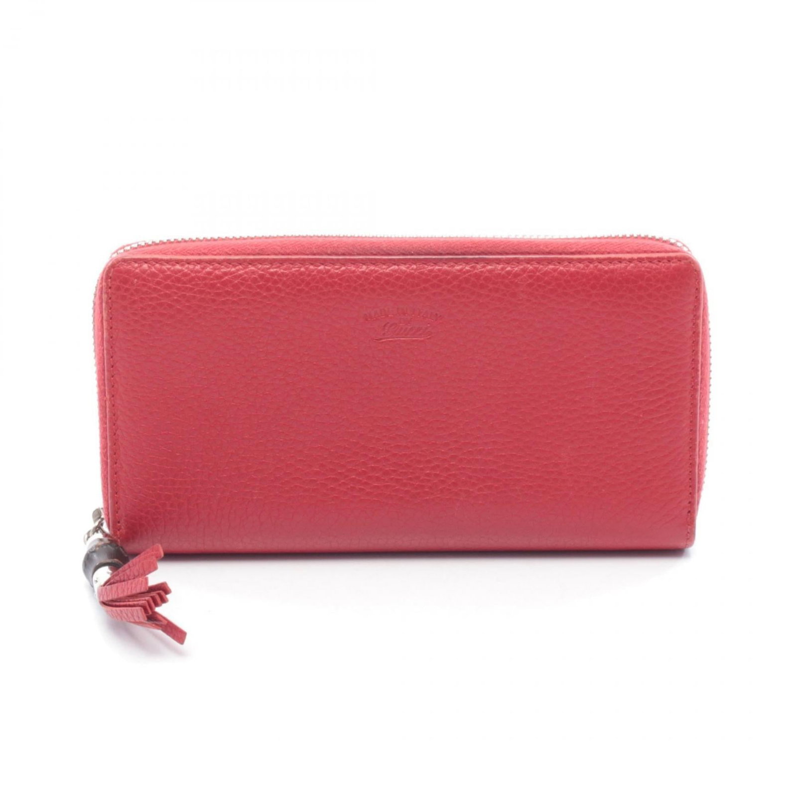 Gucci wallet leather bi fold: Gucci wallet leather bi fold Red leather bi-fold wallet from Gucci, measuring 10cm x 18.5cm x 2cm in size, features a classic design with a bold red color. This long wallet is made from high-quality l