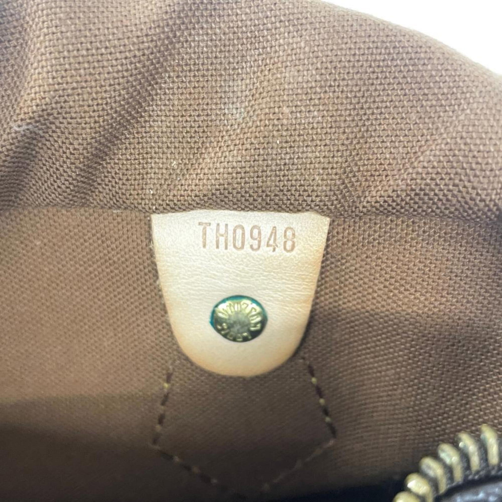 Louis Vuitton Handbag Monogram - 9