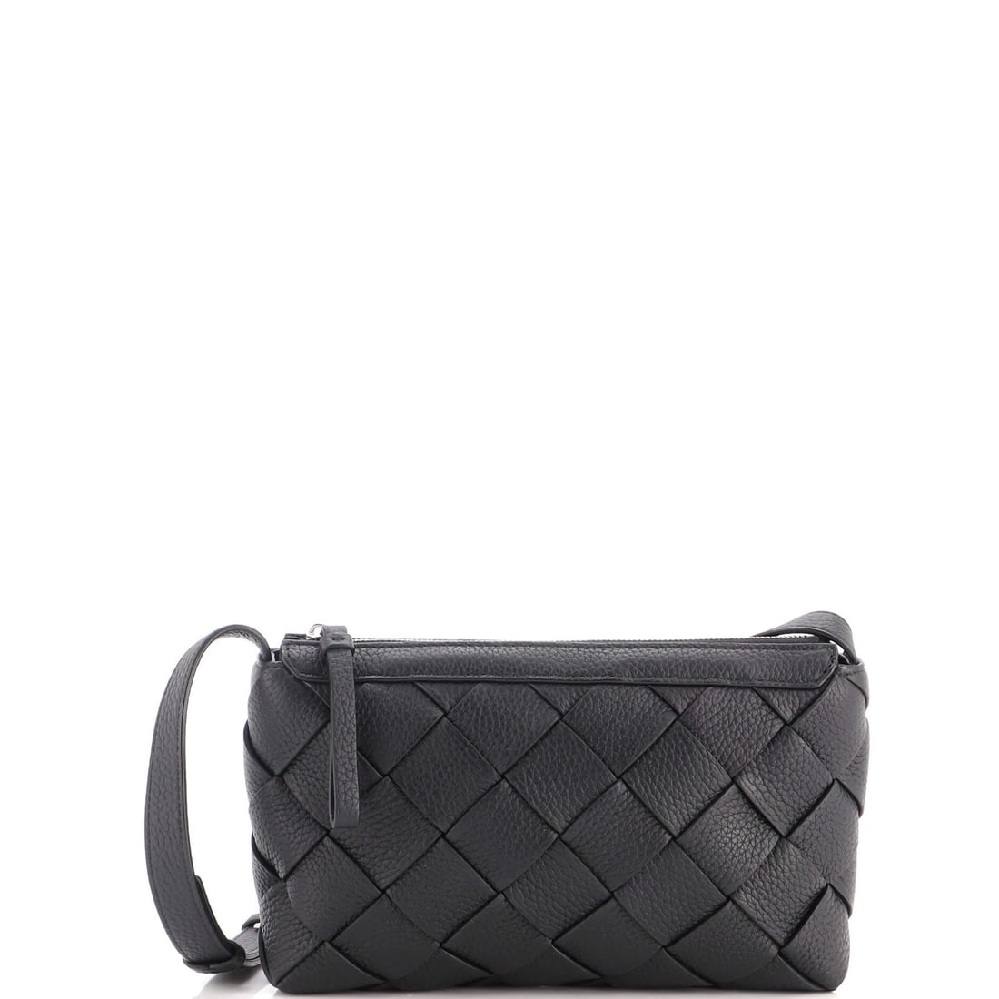 Intrecciato Leather Maxi Messenger Bag Zipped Bottega Veneta Diago: Intrecciato Leather Maxi Messenger Bag Zipped Bottega Veneta Diago Bottega Veneta's Diago Zipped Messenger Bag boasts an exceptional Intrecciato Leather exterior, featuring minor creases and a sleek