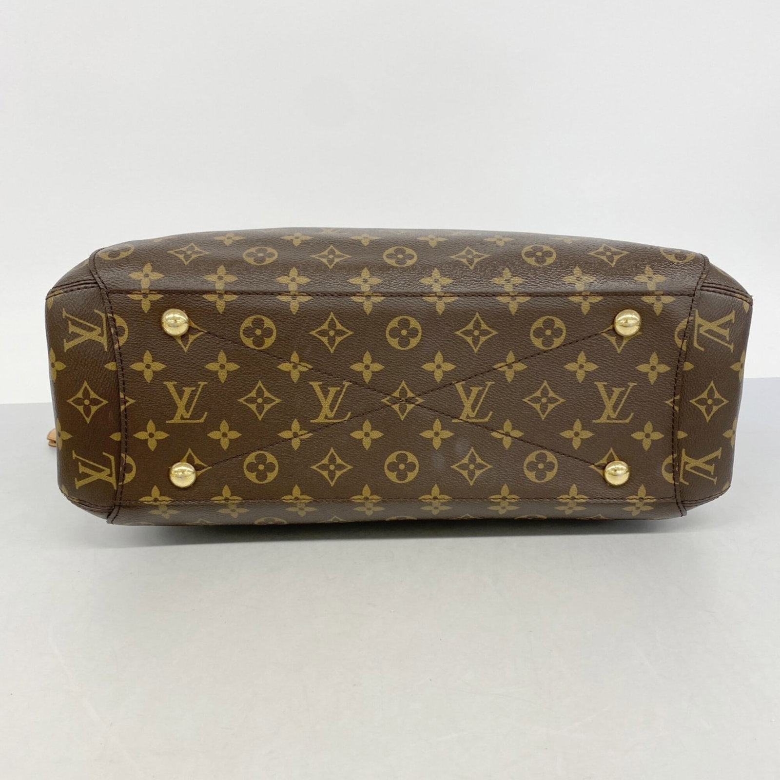 Louis Vuitton Handbag - 3