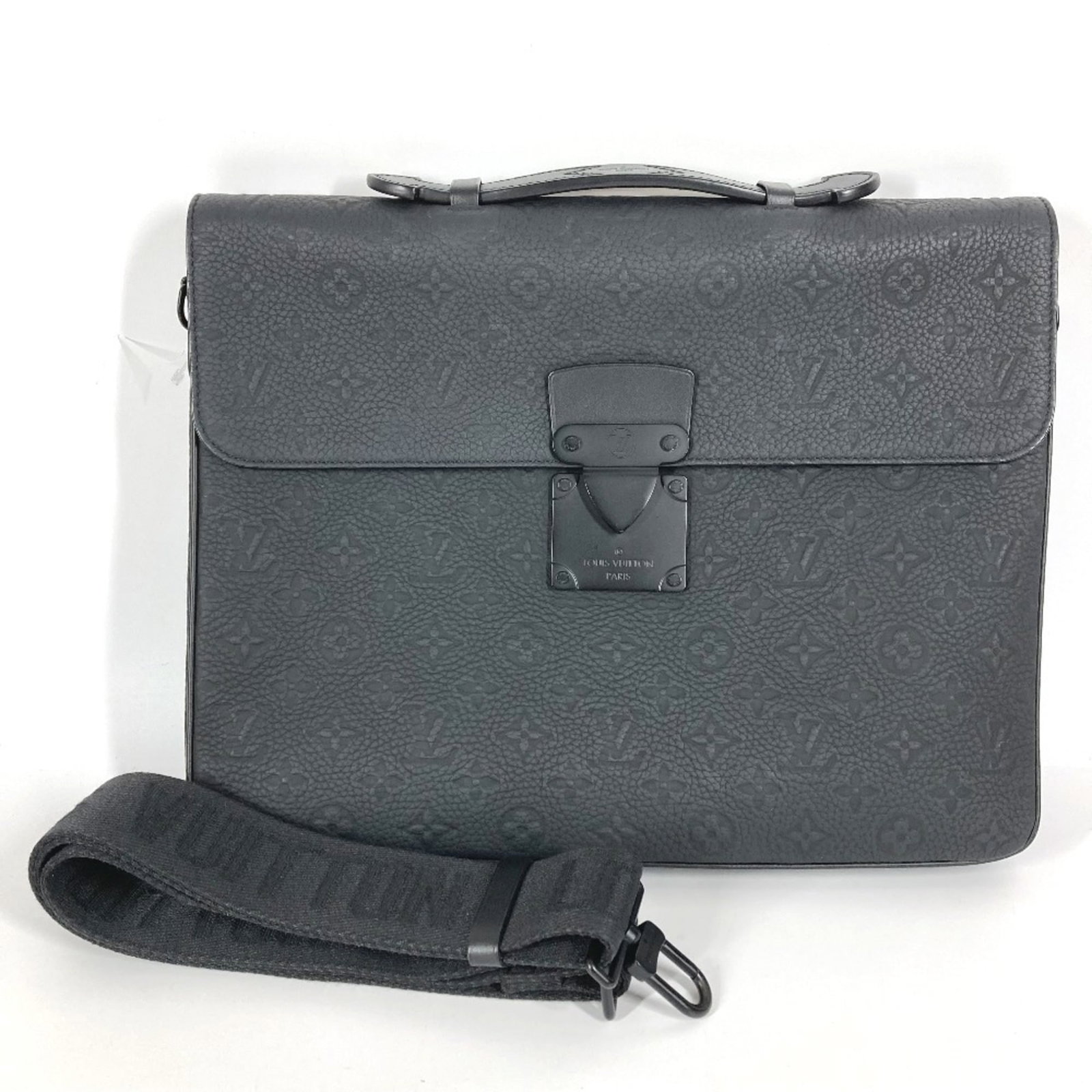 Louis Vuitton Shoulder Handbag Briefcase Leather: Louis Vuitton Shoulder Handbag Briefcase Leather Black, Noir Louis Vuitton Shoulder Handbag Briefcase Leather features Taurillon leather construction and measures 30cm x 39cm x 4cm. This stylish brief