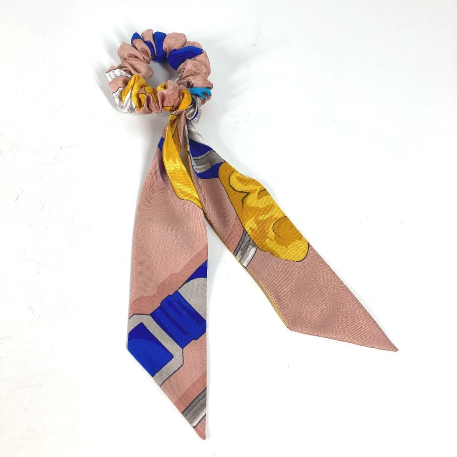 Hermes silk scrunchie (1 of 7)