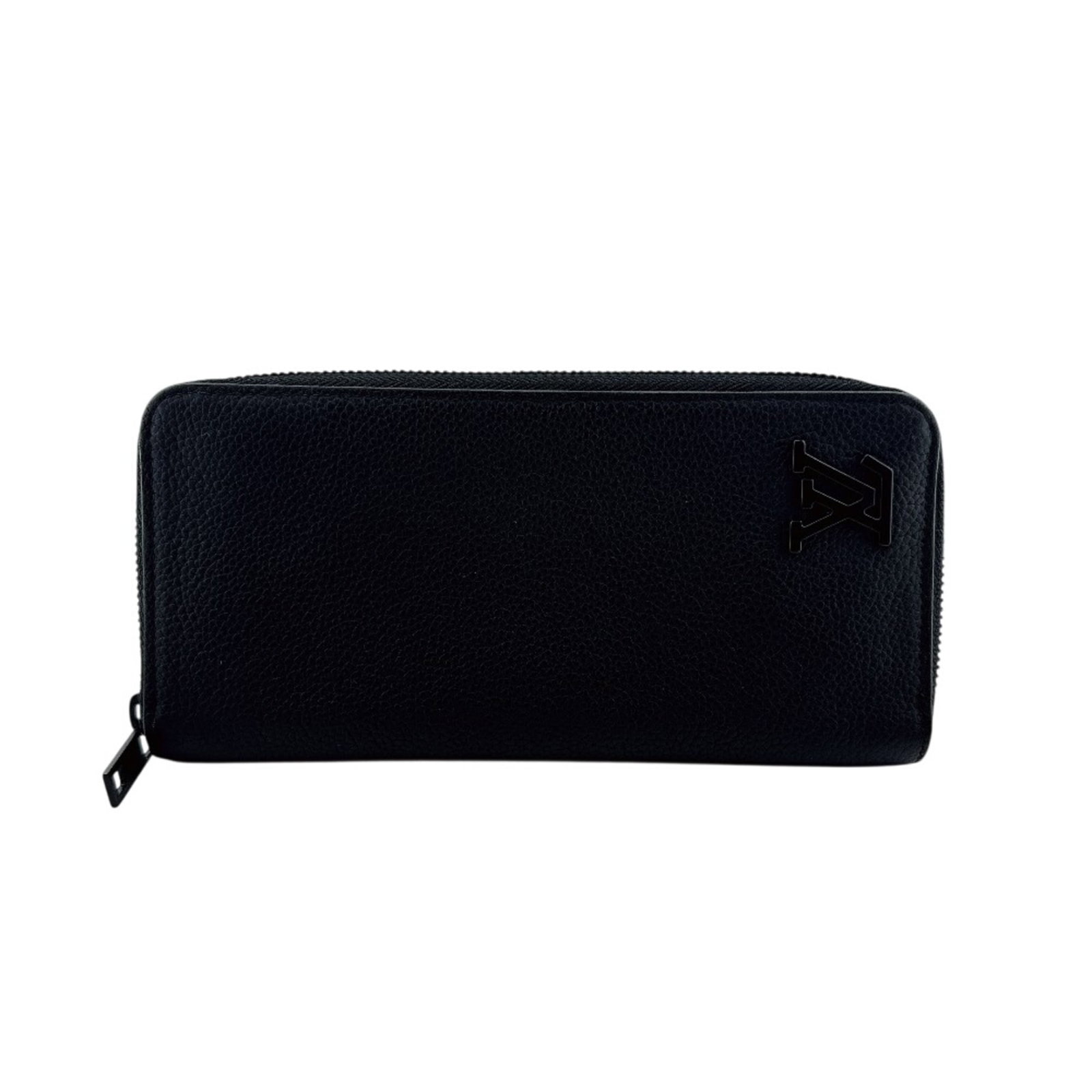 Long Wallet Bi Fold Leather Louis Vuitton: Long Wallet Bi Fold Leather Louis Vuitton Black leather long wallet with bi-fold design, measuring 10cm x 20cm x 2cm. This classic Louis Vuitton style features a sleek and sophisticated look, perfect 