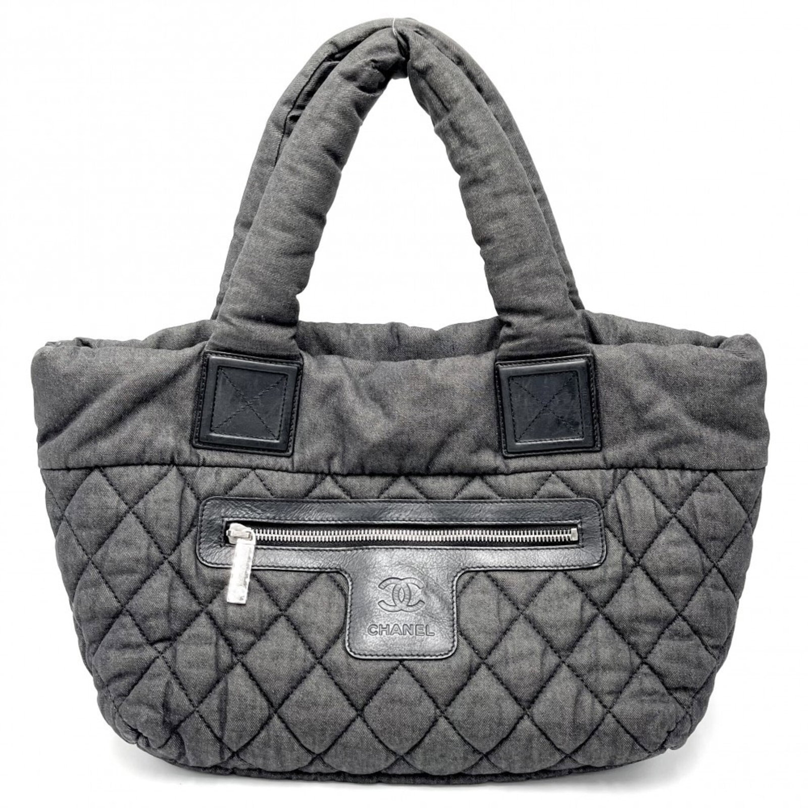 Chanel Handbag Tote Bag Canvas Nylon: Chanel Handbag Tote Bag Canvas Nylon Canvas and Nylon construction for a durable tote bag. The Bordeaux and Gray color combination adds a touch of sophistication, while the 22cm x 41cm x 15cm size pro