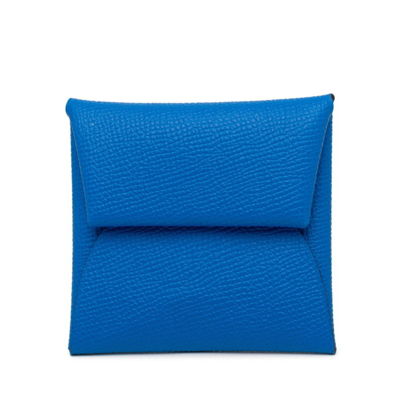 Hermes Coin Purse/ Coin Case Epsom Leather: Hermes Coin Purse/ Coin Case Epsom Leather Epsom leather craftsmanship shines in this elegant blue coin purse/coin case from Hermes. Made with high-quality Epsom leather, its compact size and sleek de