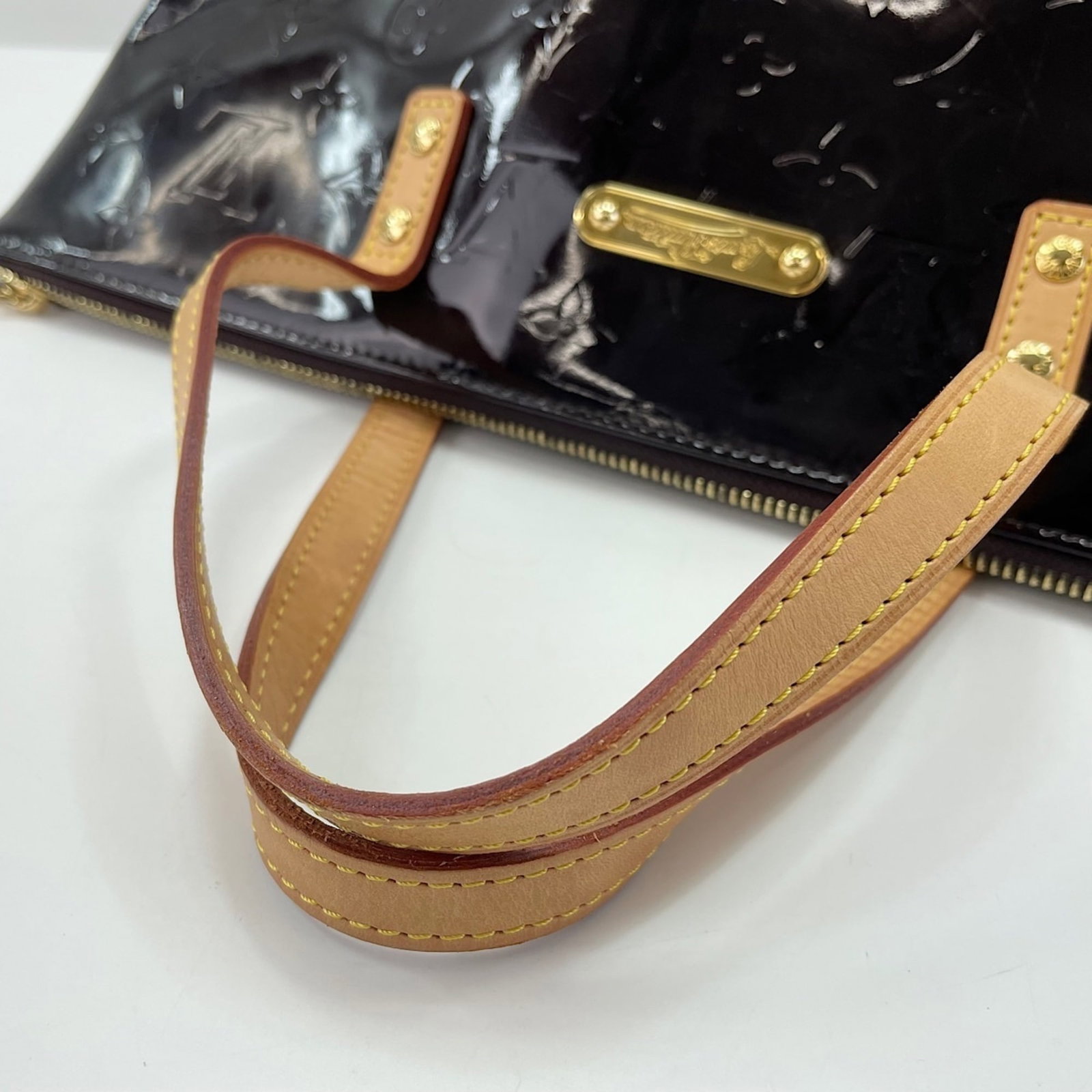 Louis Vuitton Handbag - 10