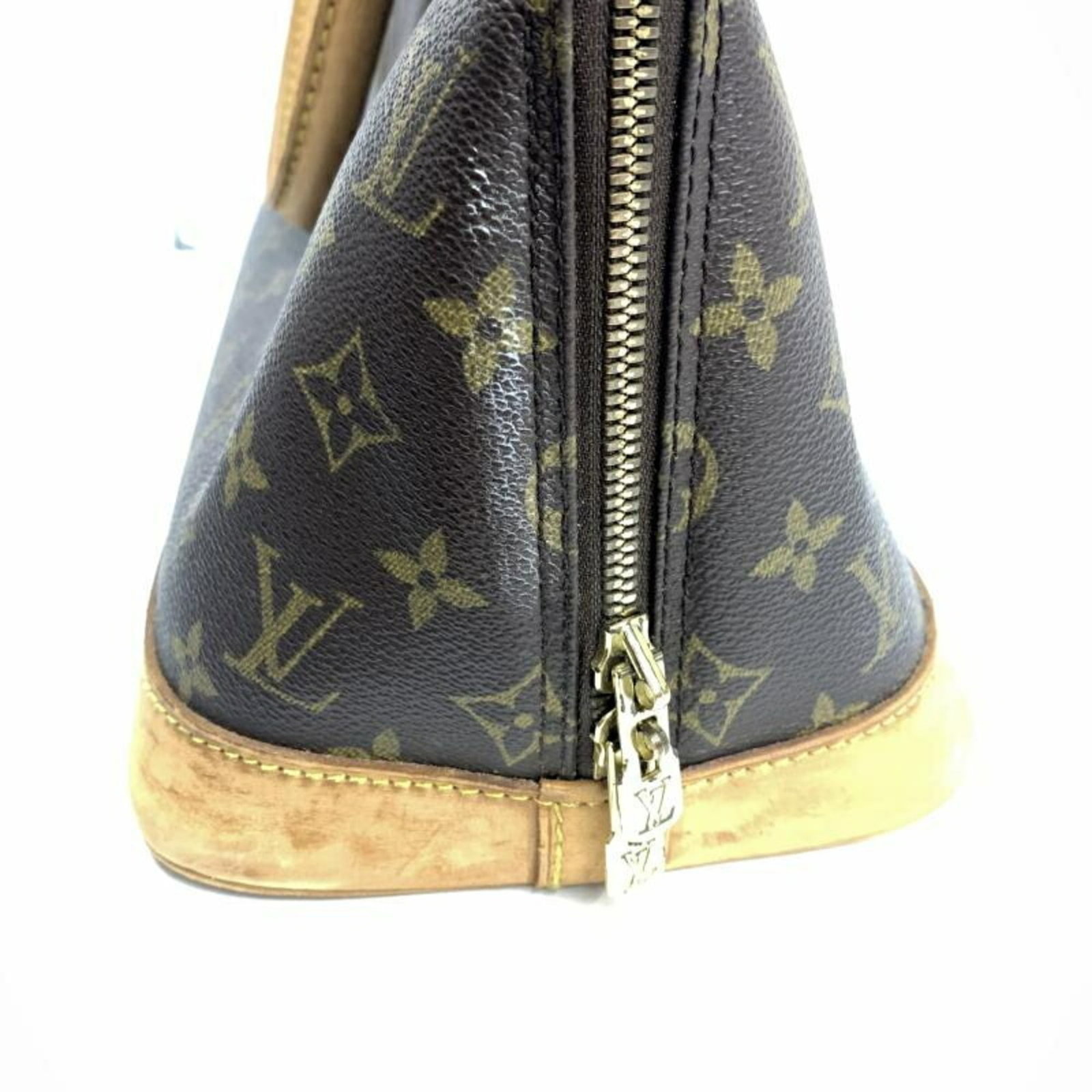 Louis Vuitton Handbag - 9