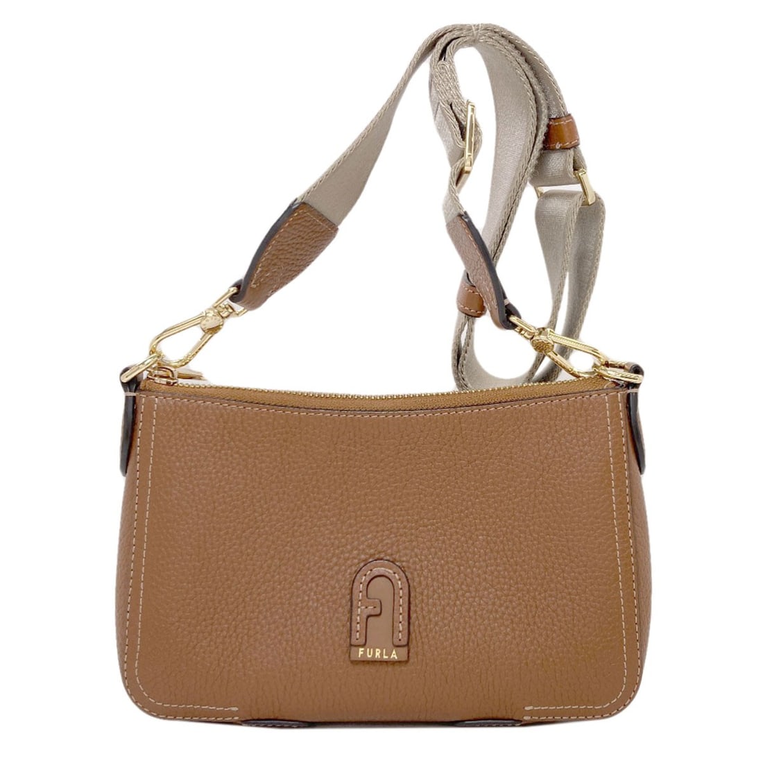 Shoulder Bag Leather Furla: Shoulder Bag Leather Furla Brown Leather Furla Shoulder Bag - A Timeless Classic. This brown leather shoulder bag from Furla boasts a rich, luxurious exterior made from high-quality leather. With its 