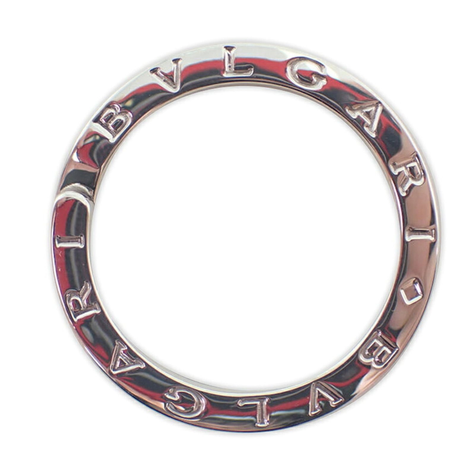 Sterling Silver 925 Bvlgari Keyring: Sterling Silver 925 Bvlgari Keyring Sterling silver 925 Bvlgari keyring, crafted from high-quality materials for a touch of luxury. The elegant design and sophisticated finish make it a stylish