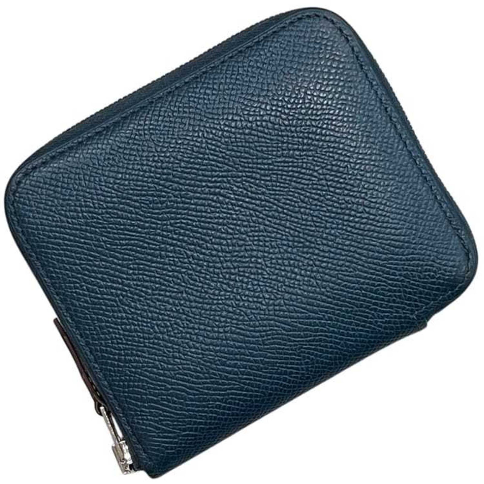 Hermes Coin Purse/ Coin Case Togo Leather: Hermes Coin Purse/ Coin Case Togo Leather Togo leather coin purse/coin case from Hermes, featuring a classic design with navy color and precise measurements. Made from high-quality Togo leather, this