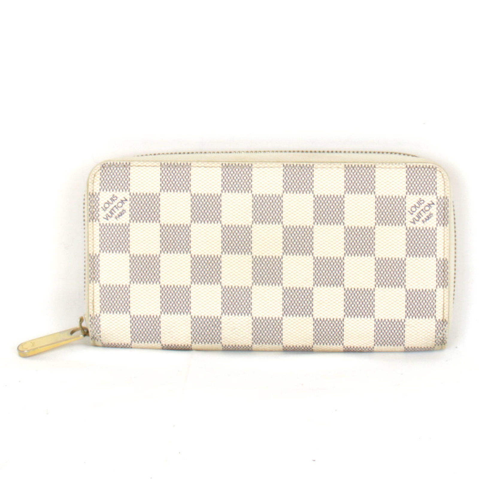 Damier Azur Bi Fold Wallet Louis Vuitton: Damier Azur Bi Fold Wallet Louis Vuitton Damier Azur Bi Fold Wallet Louis Vuitton boasts its iconic Damier Azur pattern, a classic design element of the brand. Made from high-quality materials, this