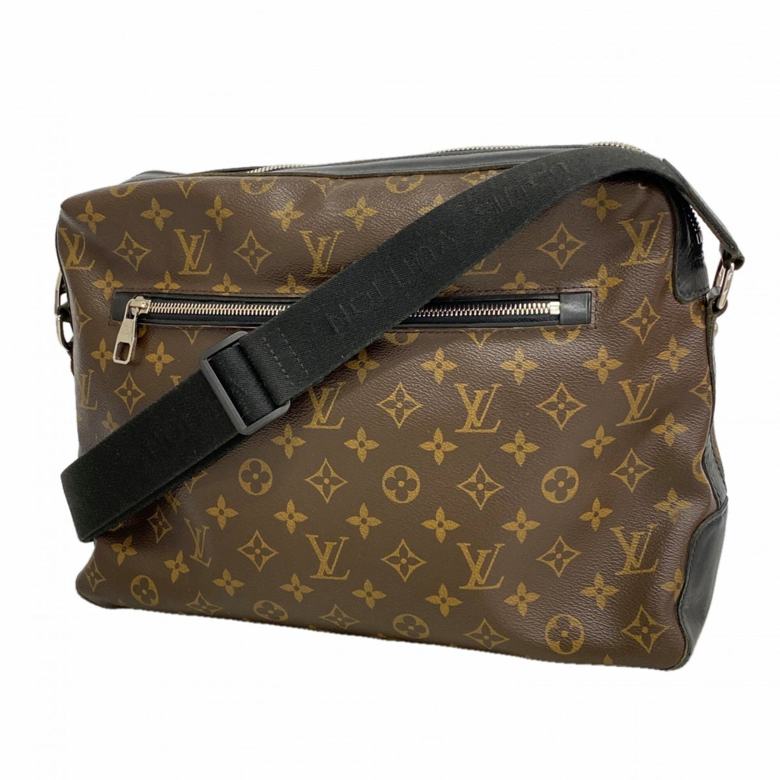 Shoulder bag from Louis Vuitton (1 of 10)