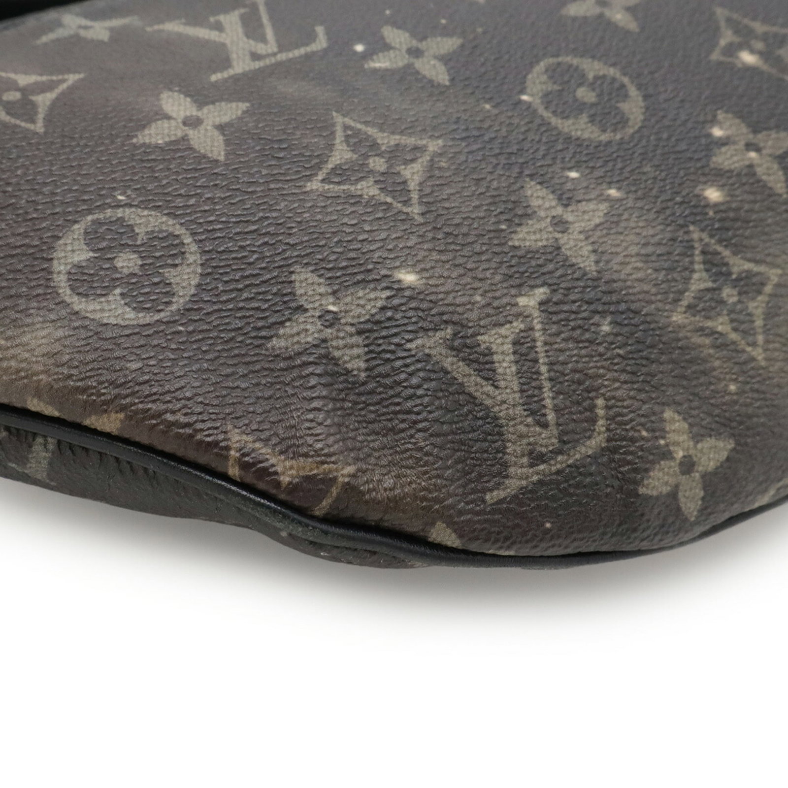 Leather Monogram Pouch Louis Vuitton - 4