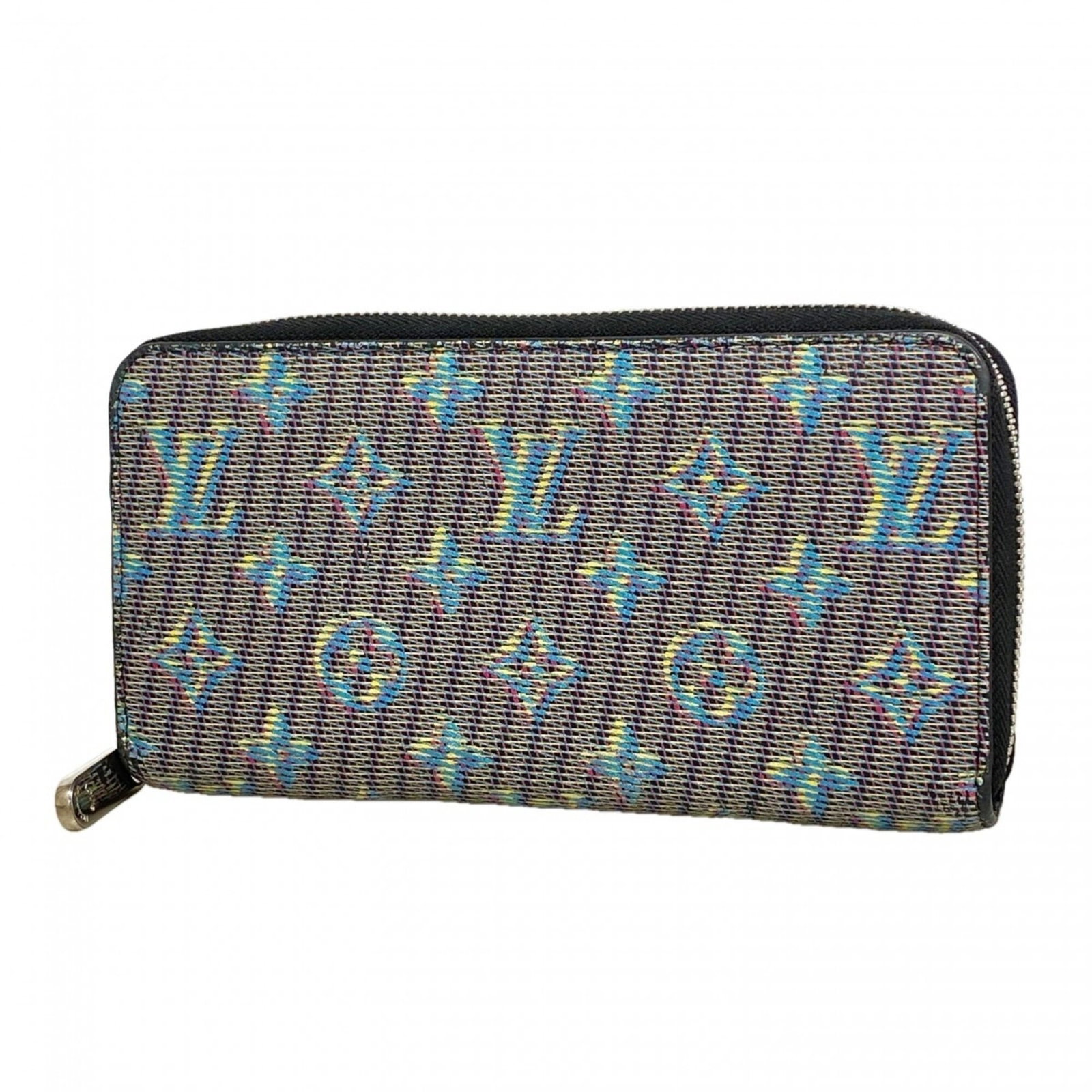 Vuitton Wallet Bi Fold Louis: Vuitton Wallet Bi Fold Louis The Louis Vuitton Wallet Bi Fold in blue is a stylish and functional accessory, measuring 10cm x 19cm x 2.5cm. This long wallet features a bi-fold design, perfect for