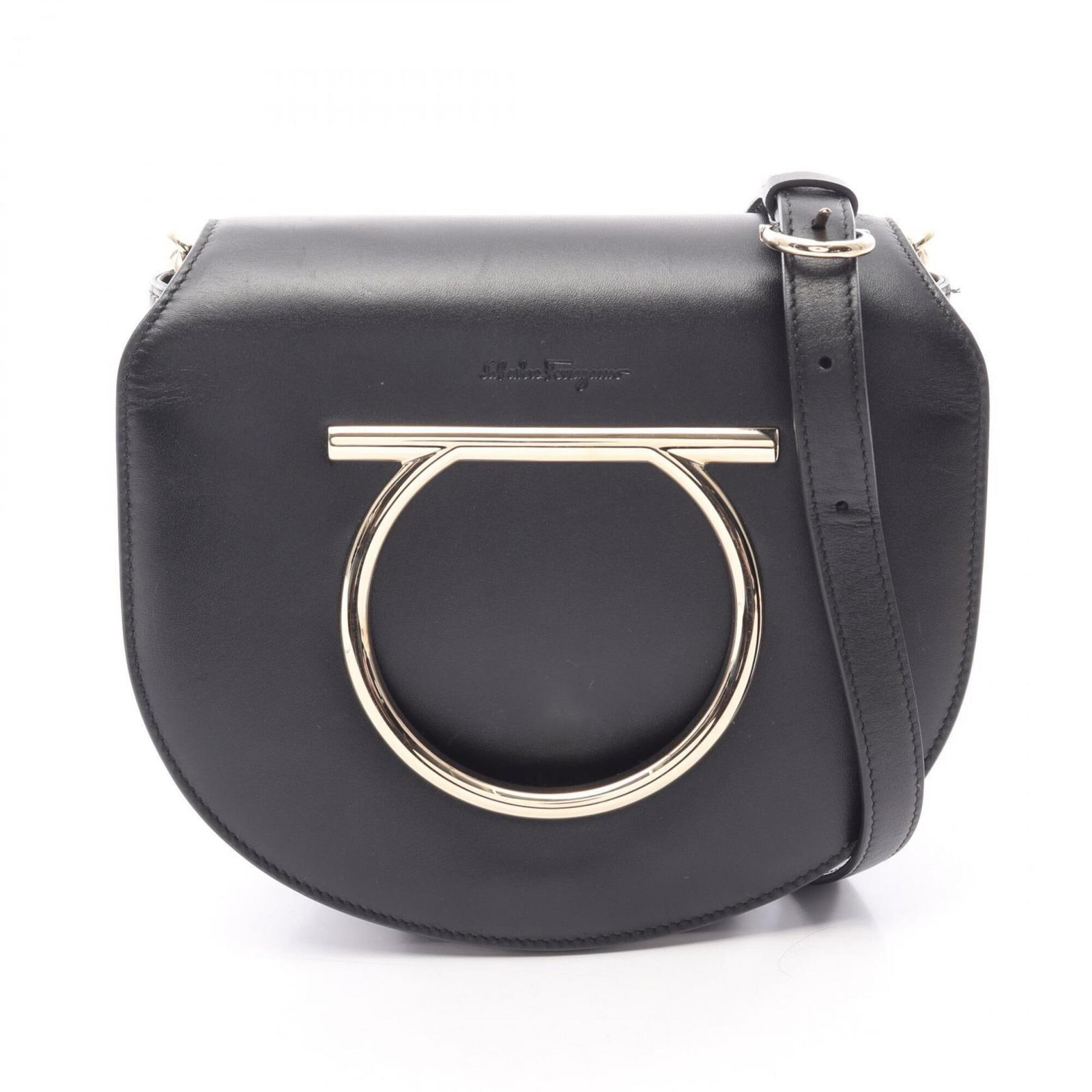 Handbag Salvatore Ferragamo Leather Shoulder: Handbag Salvatore Ferragamo Leather Shoulder The Salvatore Ferragamo Leather Shoulder bag boasts sleek black leather construction, measuring 18cm x 18cm x 6cm. This stylish shoulder bag features a