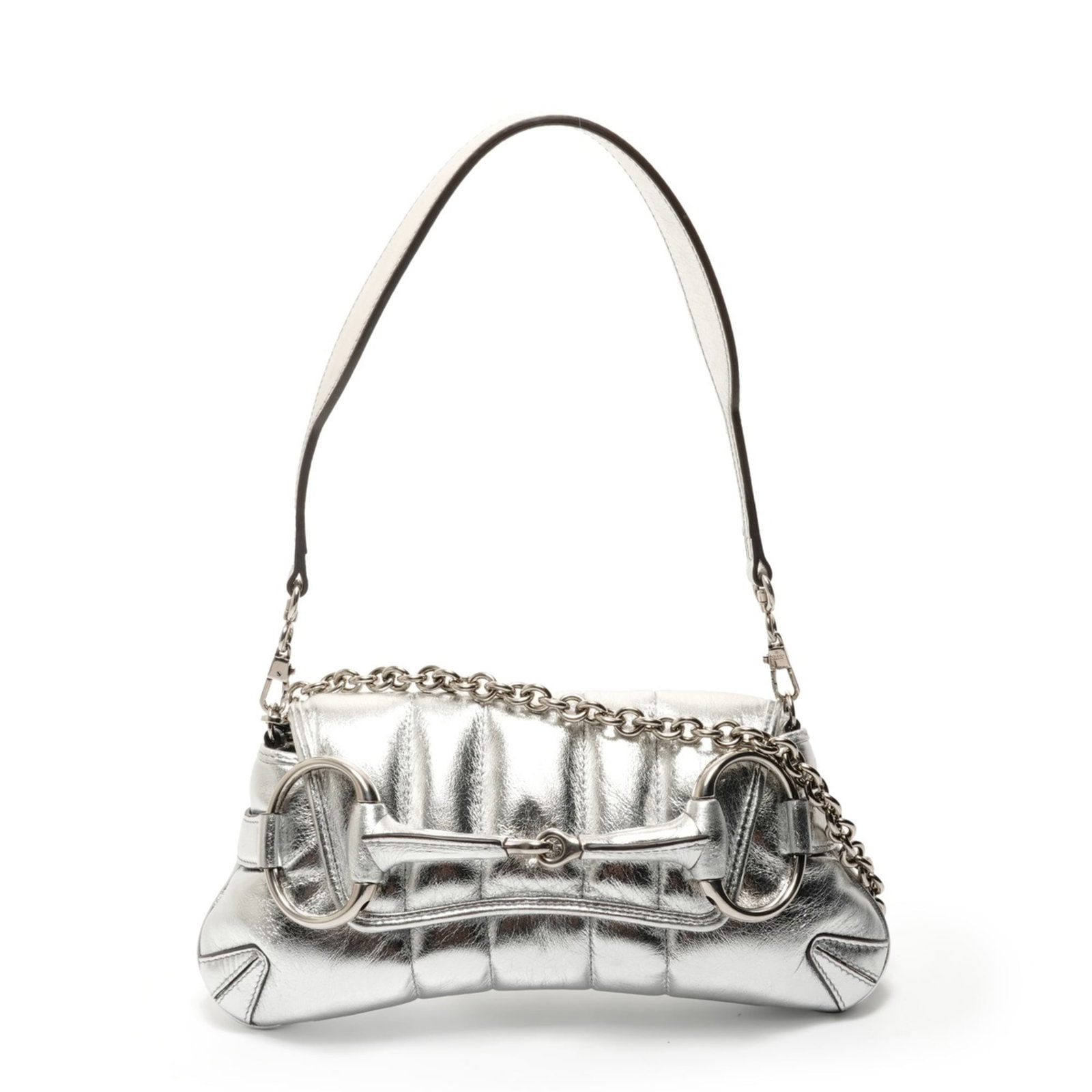 Gucci Shoulder Bag Leather: Gucci Shoulder Bag Leather This Gucci shoulder bag features high-quality silver leather and a sleek design. With its 50cm strap length, it provides a comfortable fit for everyday use. The bag's
