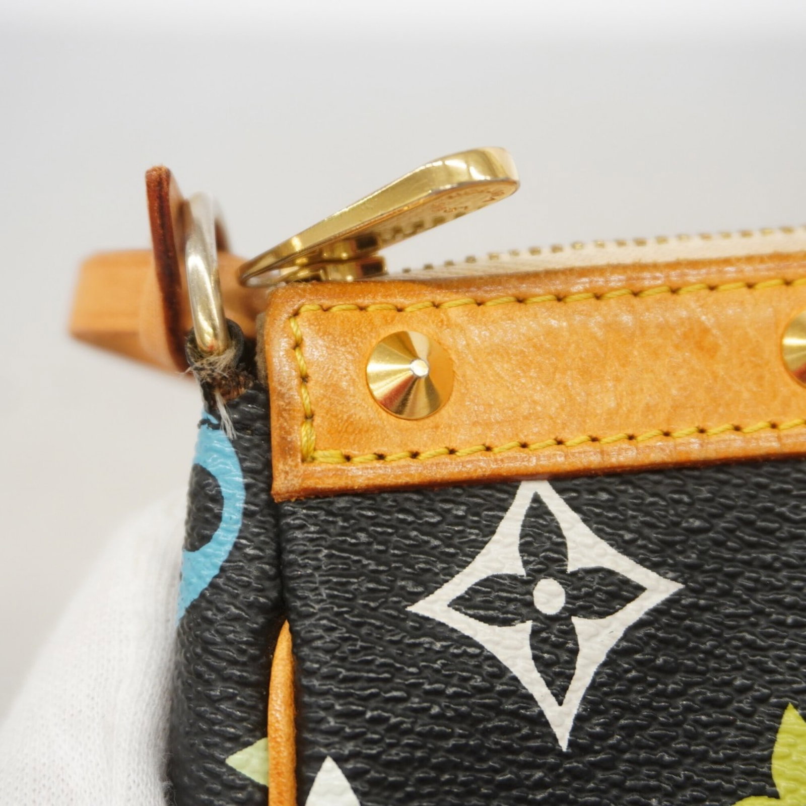 Vuitton Pouch Louis - 8