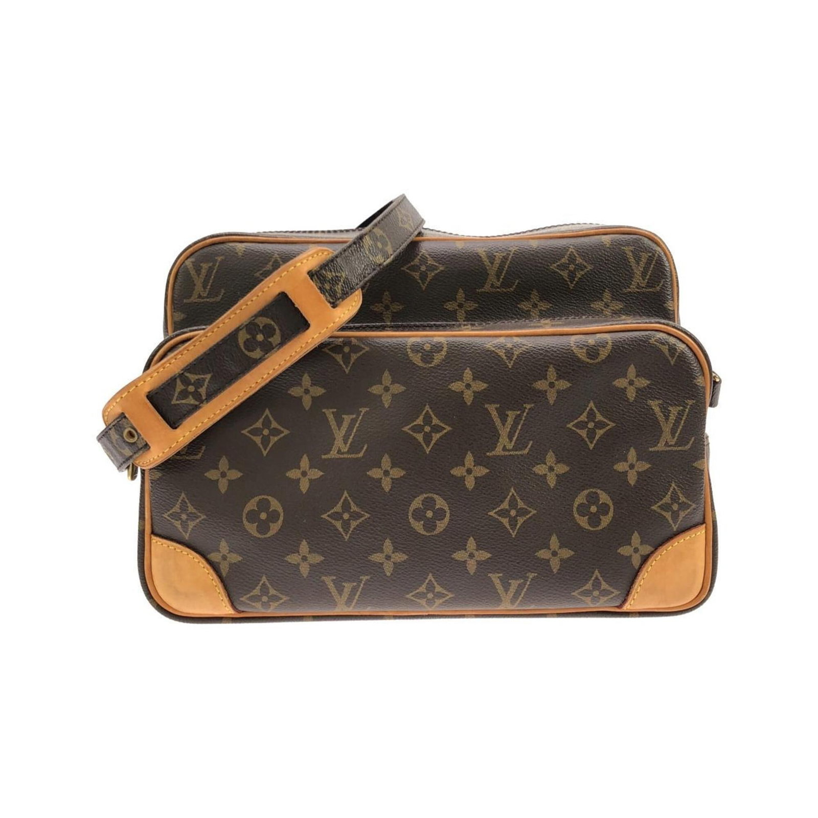 Shoulder bag coated canvas by Louis Vuitton: Shoulder bag coated canvas by Louis Vuitton Coated canvas by Louis Vuitton, featuring a classic design with gold hardware and a signature on the exterior. This shoulder bag measures 22.5cm x 27cm x