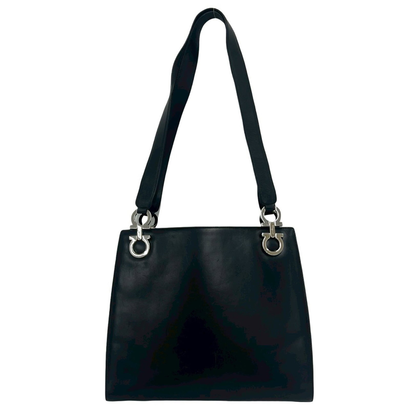 Salvatore Ferragamo Shoulder Bag Leather Tote: Salvatore Ferragamo Shoulder Bag Leather Tote Salvatore Ferragamo's iconic shoulder bag tote boasts sleek black leather construction, measuring 26cm x 31cm x 11.5cm, making it a stylish and practical