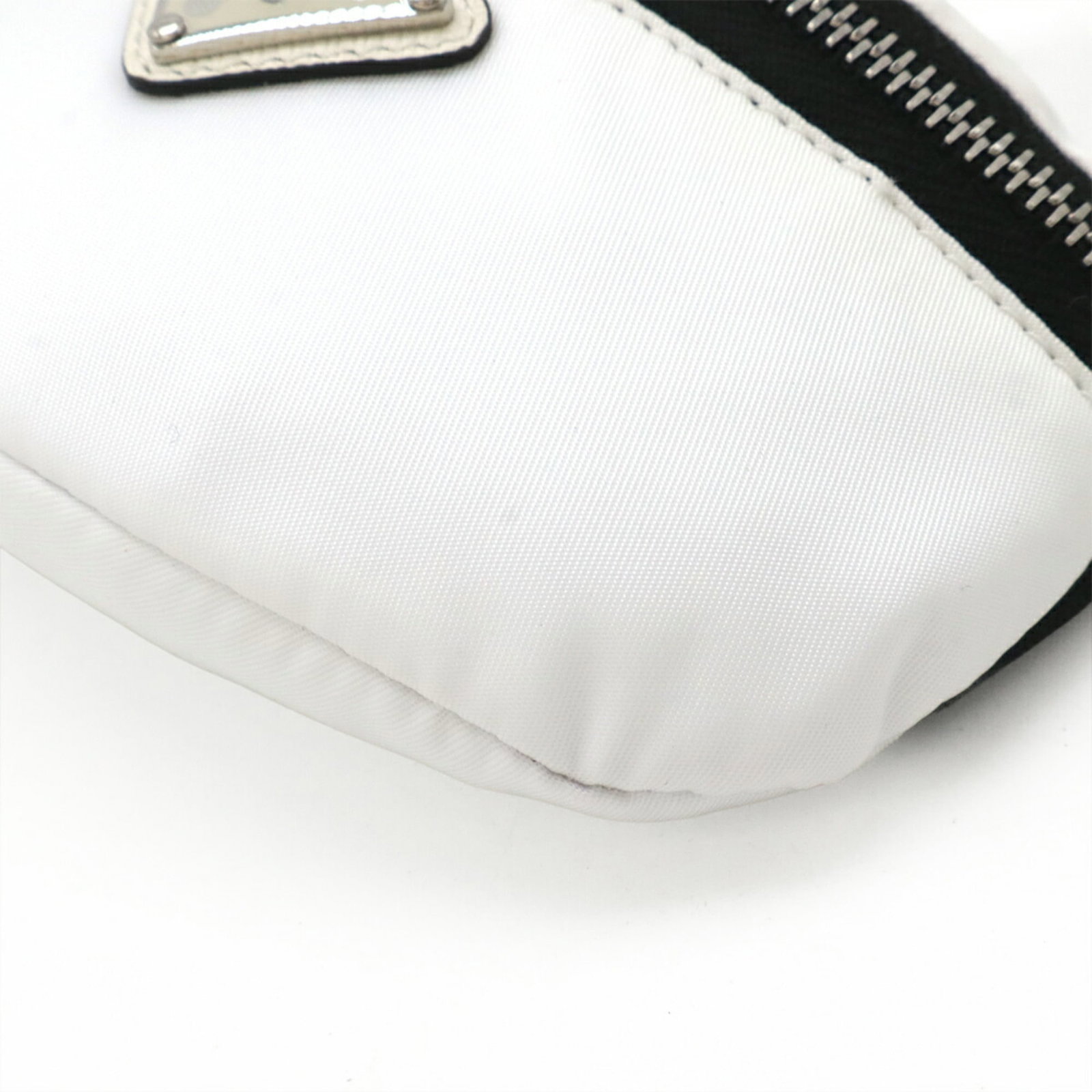 Nylon Leather Pouch Prada - 4