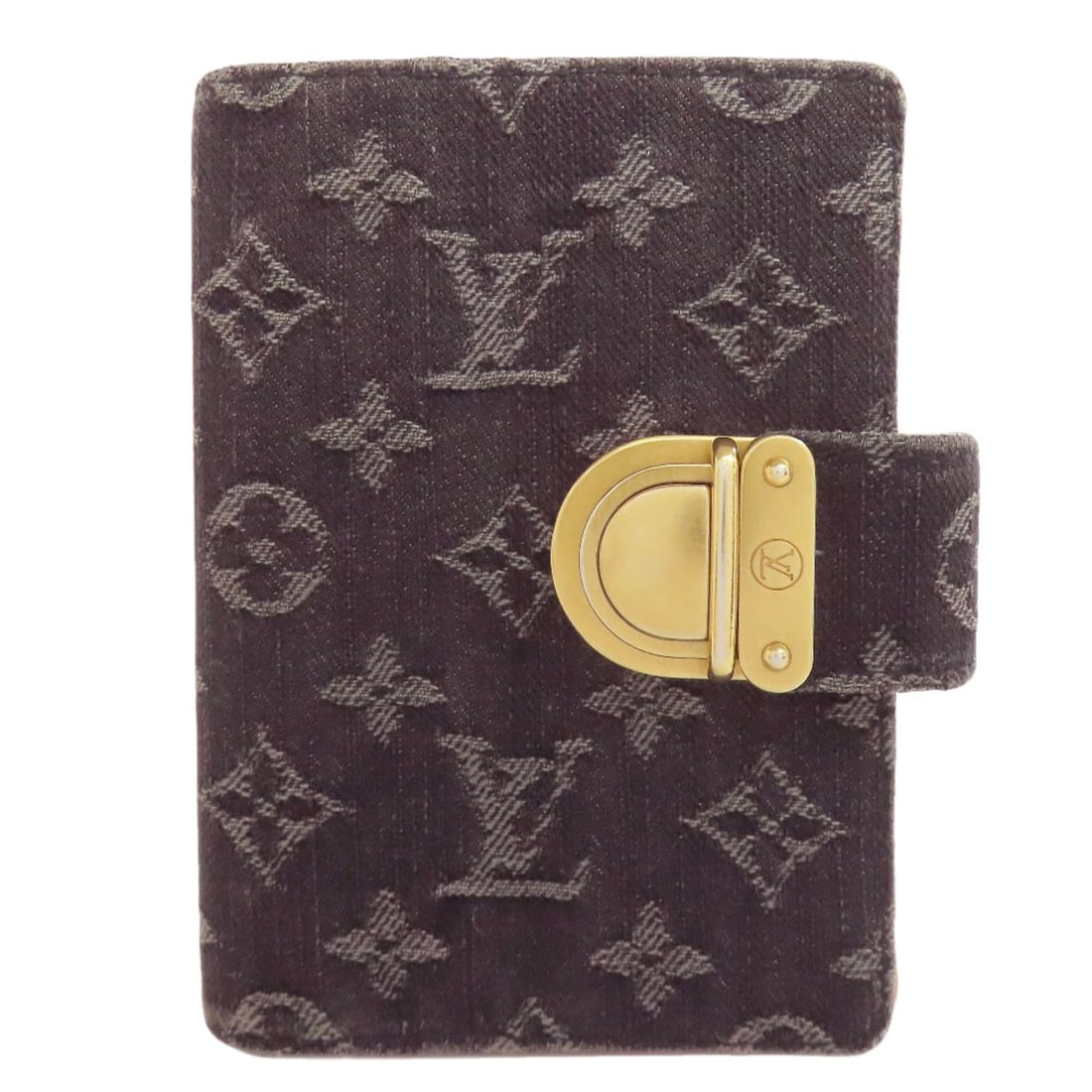 Louis Vuitton R21038 Agendapm Notebook Cover Denim: Louis Vuitton R21038 Agendapm Notebook Cover Denim Black denim notebook cover from LOUIS VUITTON, featuring the classic R21038 Agendapm style. This stylish accessory boasts a sleek and sophisticated d