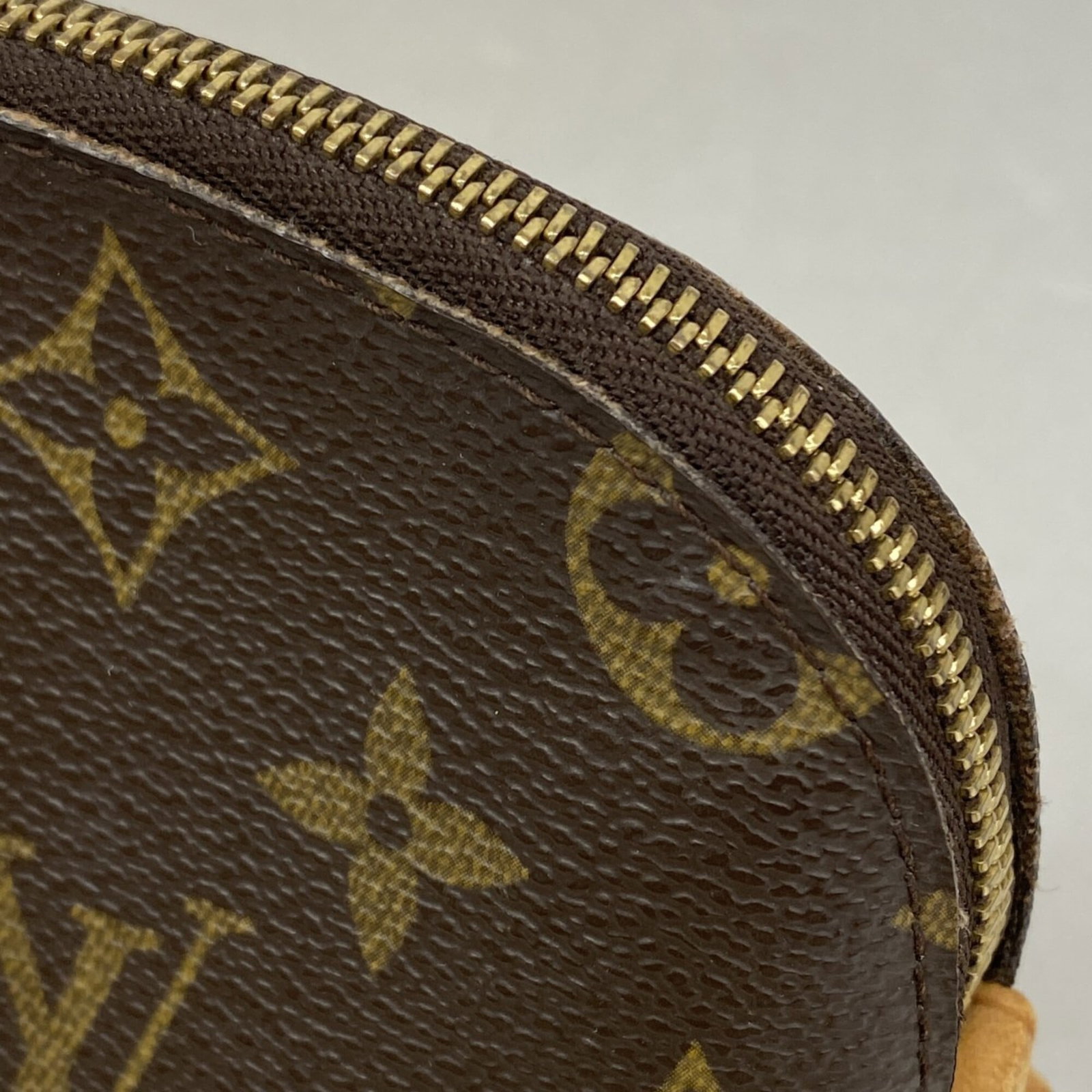 Vuitton Pouch Louis - 7