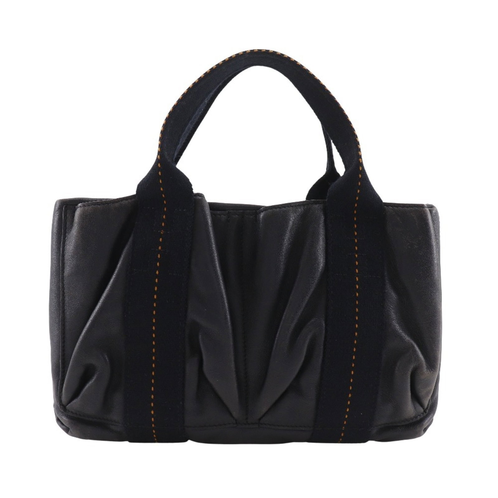 Veau Derma Handbag Hermes: Veau Derma Handbag Hermes Veuve Clicquot La Grande Dame Ros? champagne, a luxurious and sophisticated drink. This prestige cuv?e is made from a blend of Pinot Noir, Chardonnay, and Pinot Meunier grape