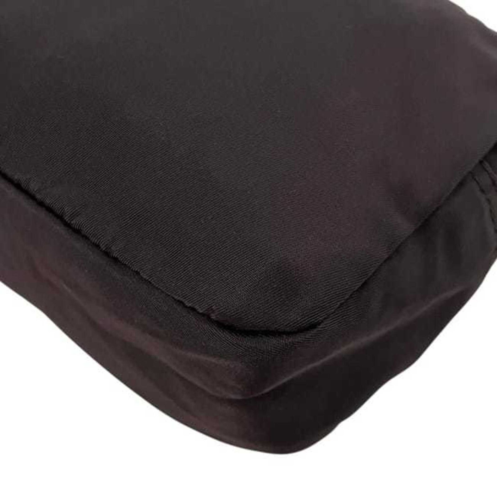 Nylon Pouch Prada - 9