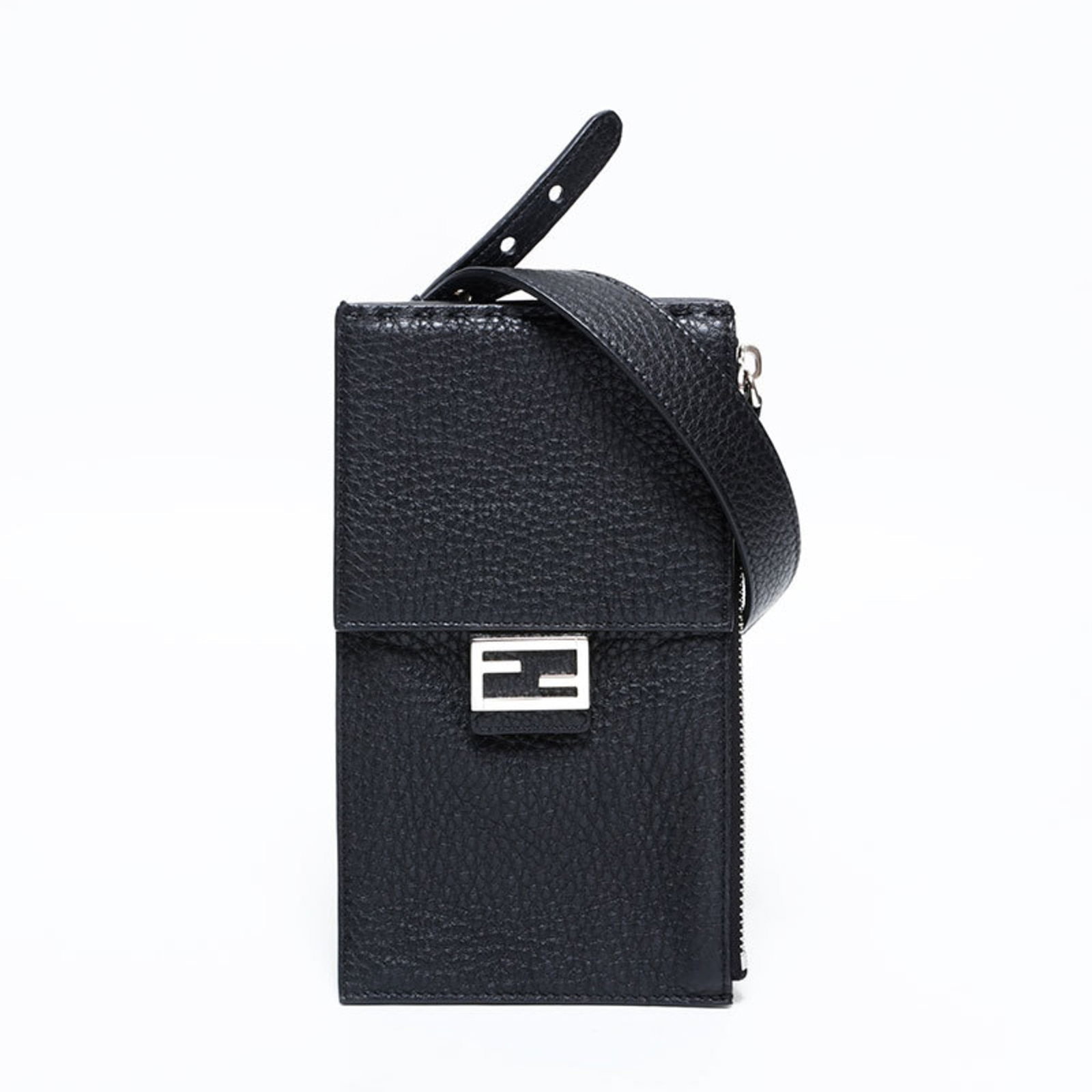 Shoulder Bag Fendi Leather: Shoulder Bag Fendi Leather The Fendi Leather Shoulder Bag boasts sleek black leather and a compact size, measuring 11.5cm x 17cm x 4cm. Its sturdy handle drop of 6.70cm provides comfortable carrying.