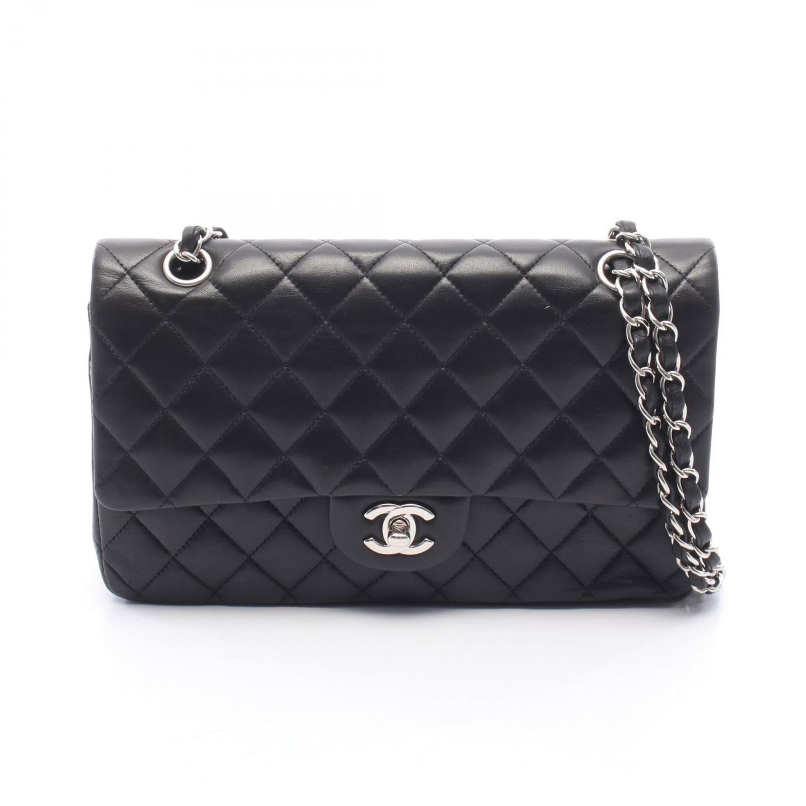 Chanel Handbag Shoulder Bag Leather: Chanel Handbag Shoulder Bag Leather This sleek Chanel shoulder bag is crafted from luxurious lambskin leather in black, adorned with silver hardware for a sophisticated touch. Measuring 16cm x 25cm x