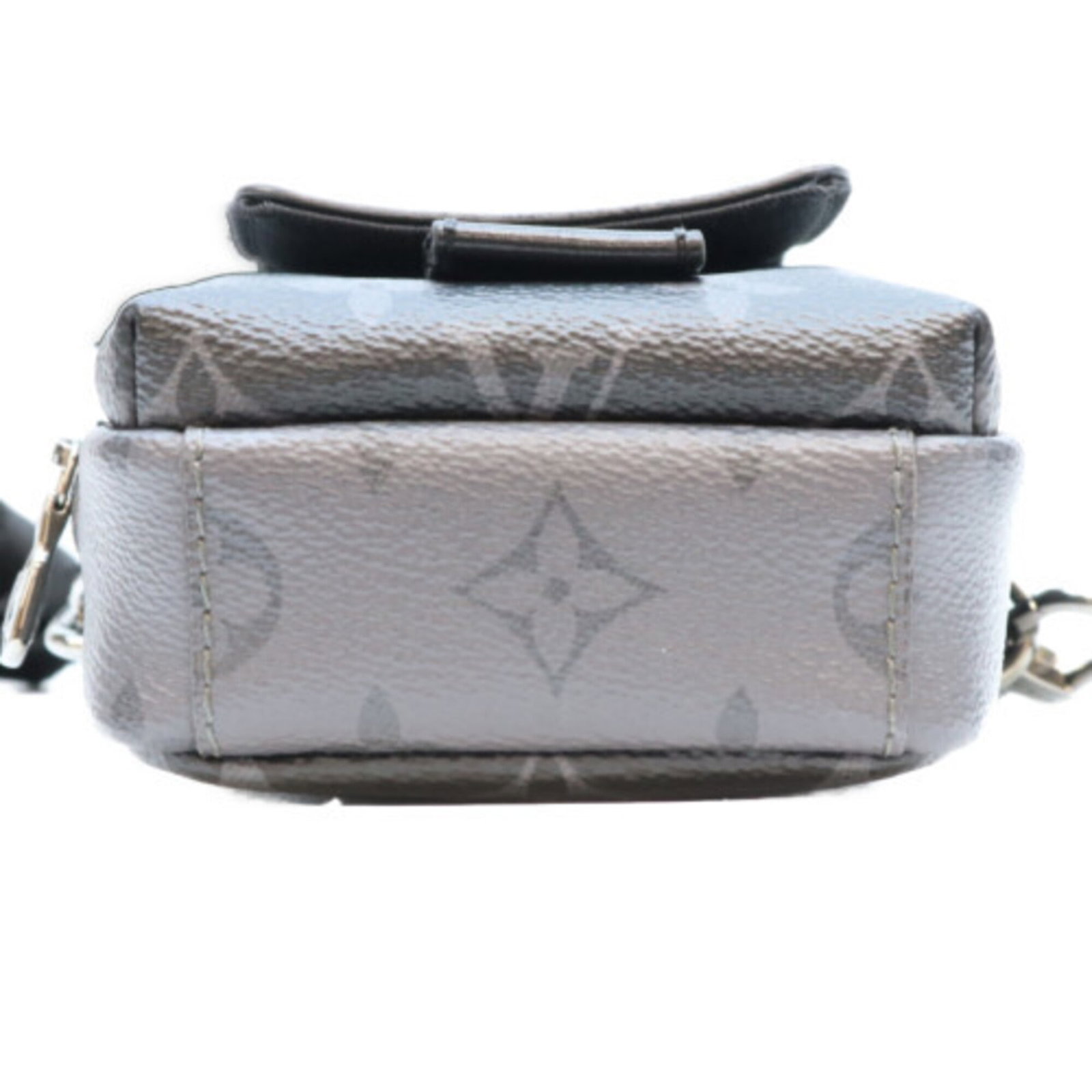 Shoulder bag Monogram Eclipse by Louis Vuitton - 5