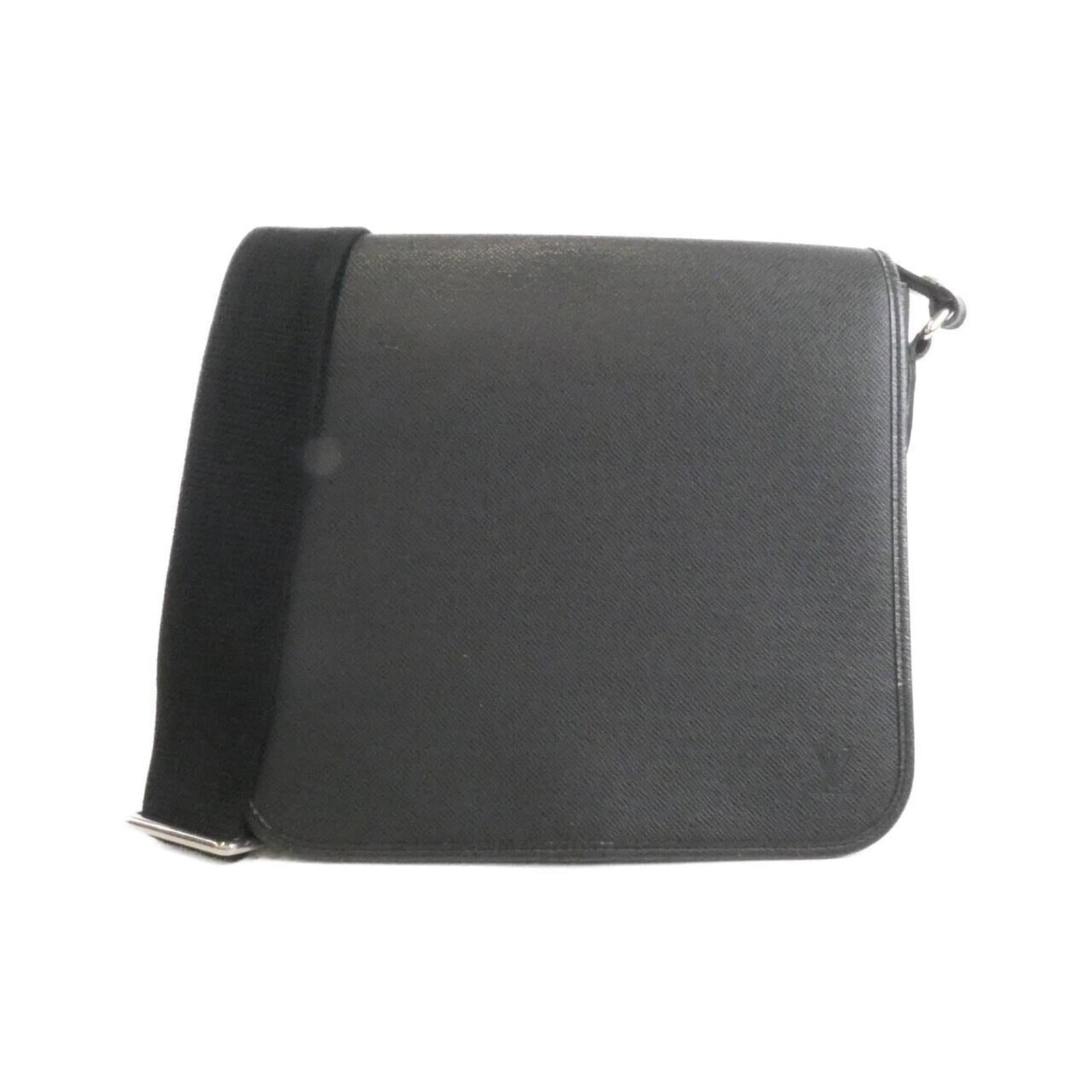 Shoulder Bag Leather Louis Vuitton: Shoulder Bag Leather Louis Vuitton Soft and supple, the Ardoise leather shoulder bag from Louis Vuitton features classic design elements in elegant silver hardware. Measuring 25cm x 28cm x 10cm, it