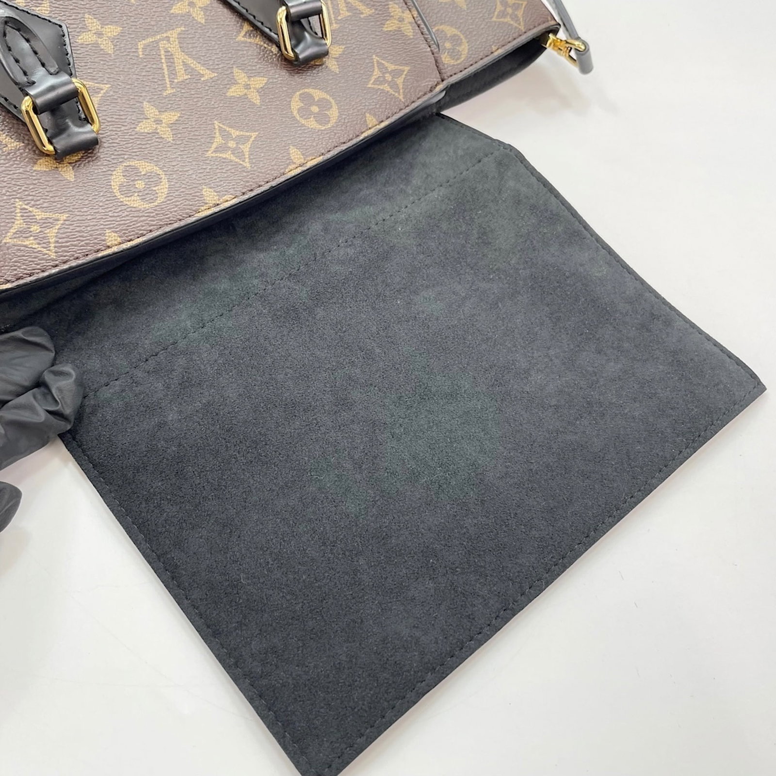 Louis Vuitton Handbag Monogram - 19