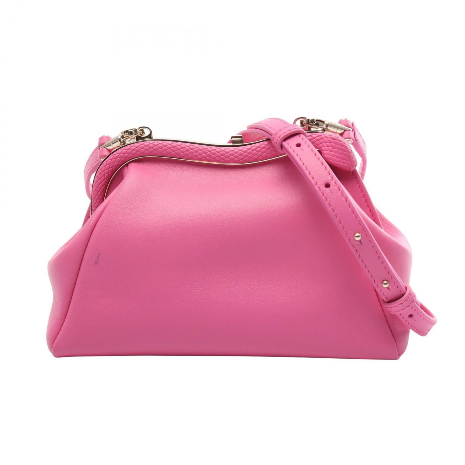 Bvlgari leather shoulder bag handbag: Bvlgari leather shoulder bag handbag Pink Bvlgari leather shoulder bag with classic design and elegant color. Made from high-quality leather, this stylish handbag measures 12.5cm x 19.5cm x 9.5cm.