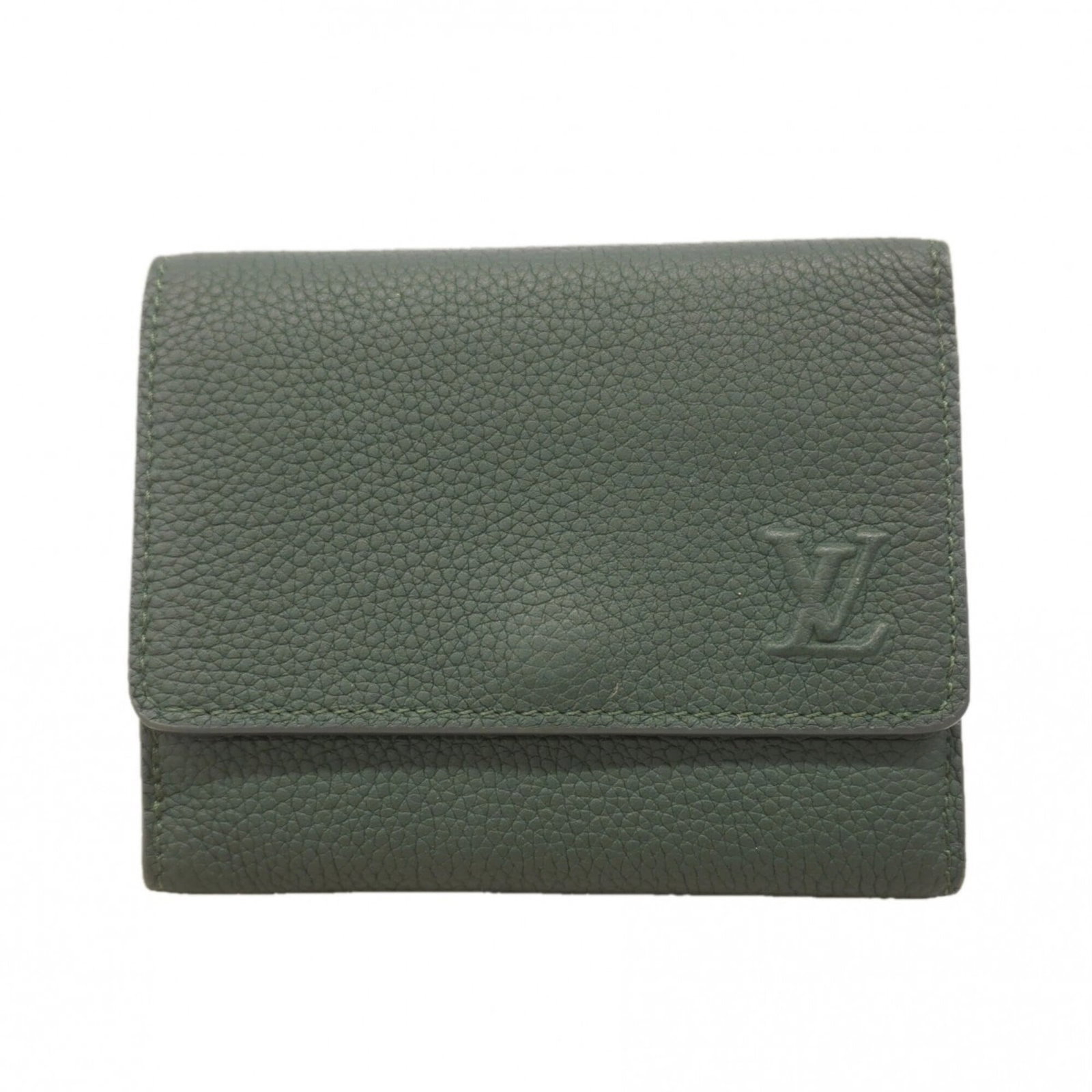 Louis Vuitton Wallet (Tri-Fold): Louis Vuitton Wallet (Tri-Fold) The Louis Vuitton tri-fold wallet boasts its iconic green color and sleek design, measuring 9cm x 11cm x 1.5cm. This stylish accessory features the signature LV