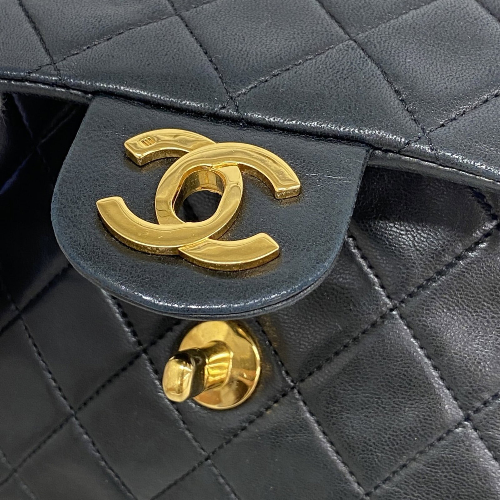Shoulder Bag Leather Chanel - 13