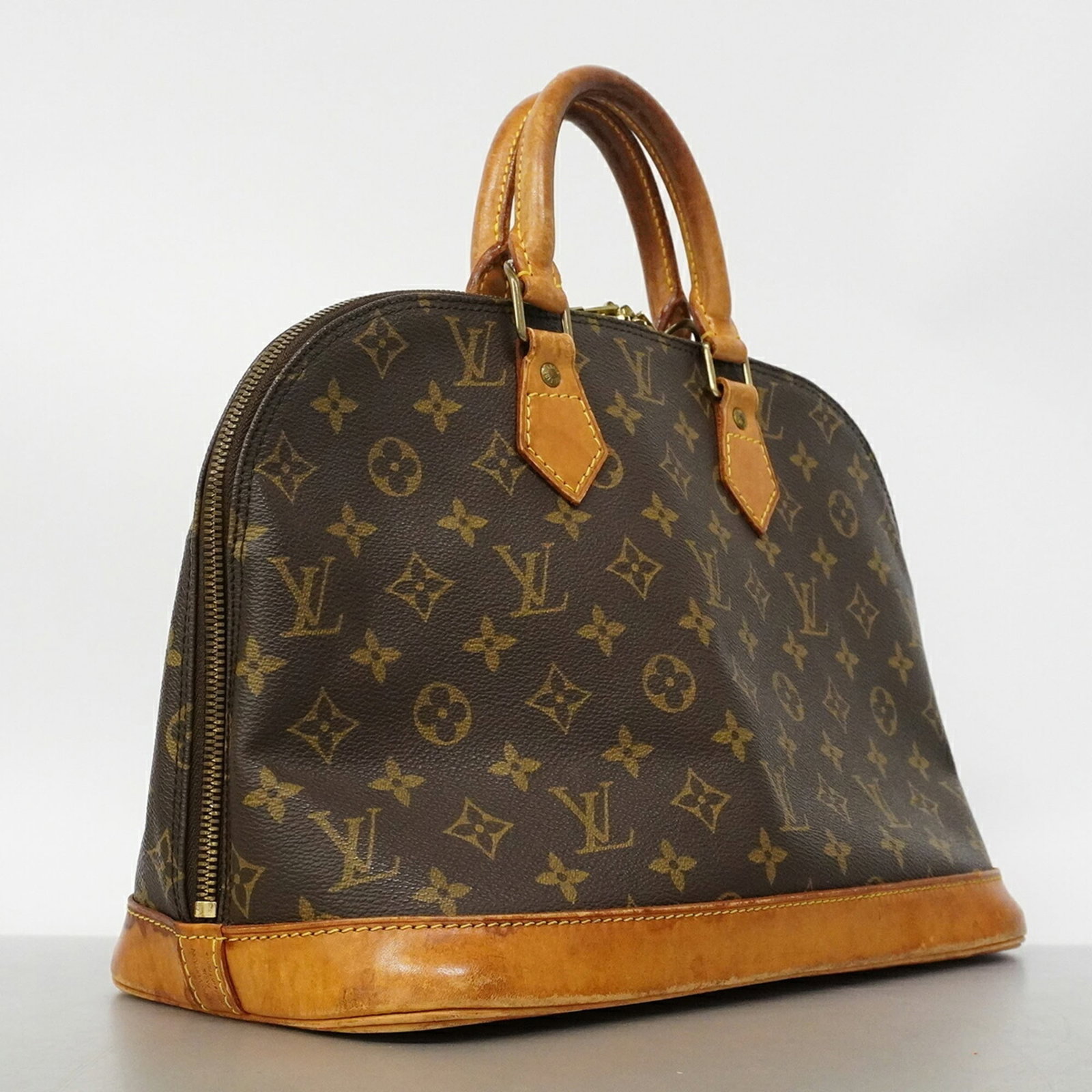 Louis Vuitton Handbag - 2